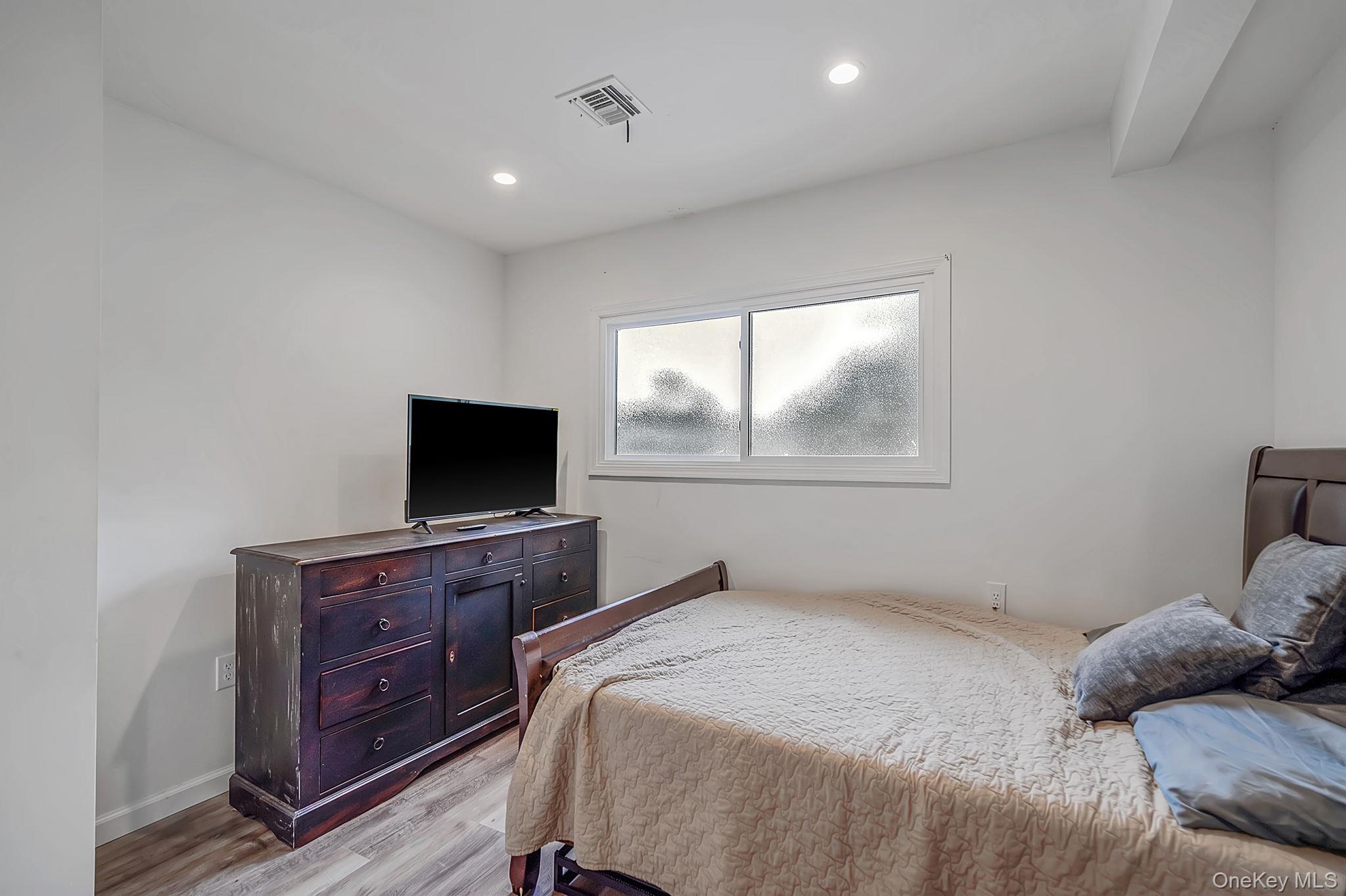 48 Hillside Avenue Property Photo 34