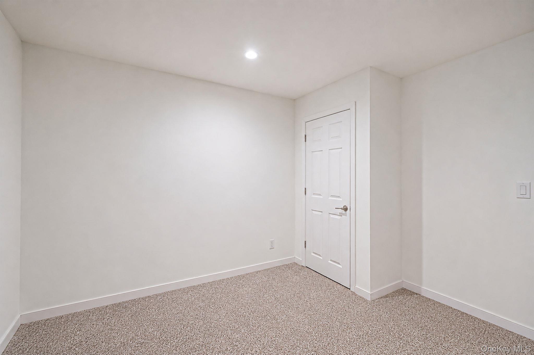 48 Hillside Avenue Property Photo 36
