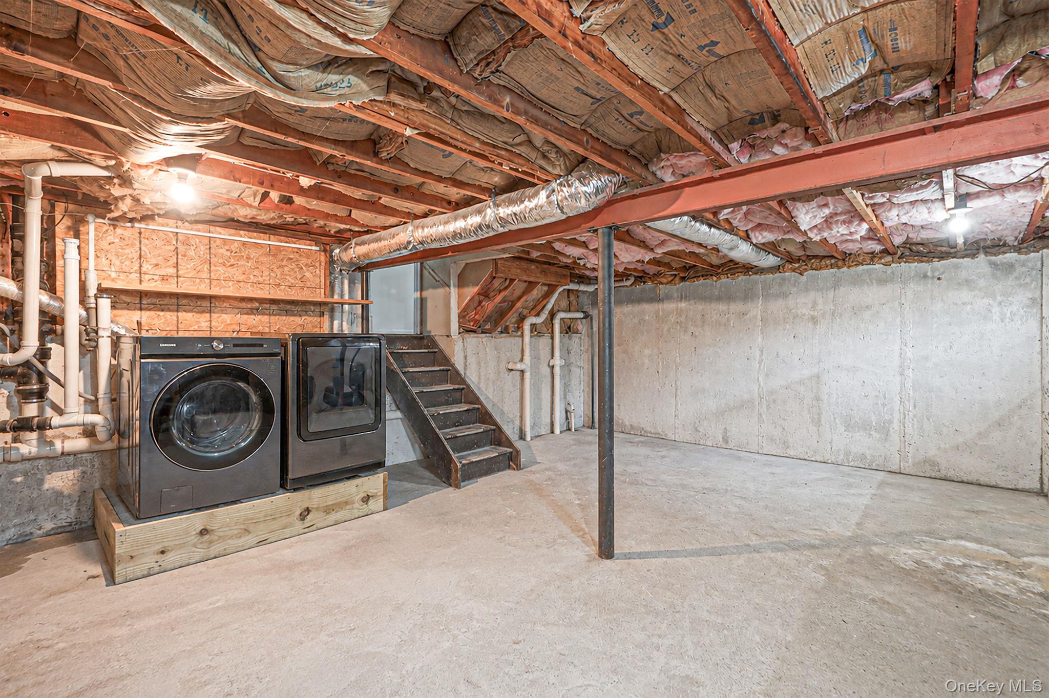 48 Hillside Avenue Property Photo 38