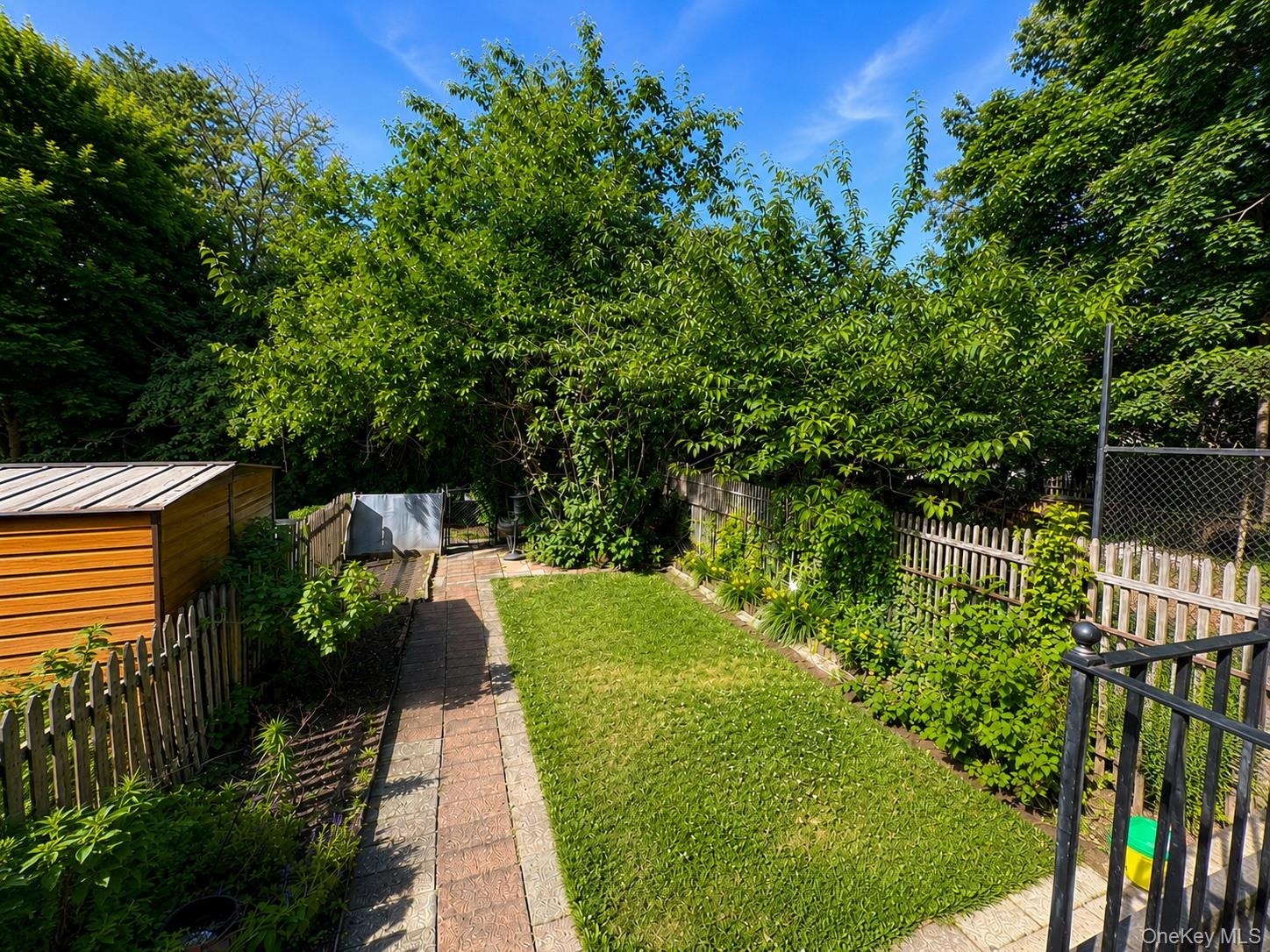 6766 Exeter Street Property Photo 16