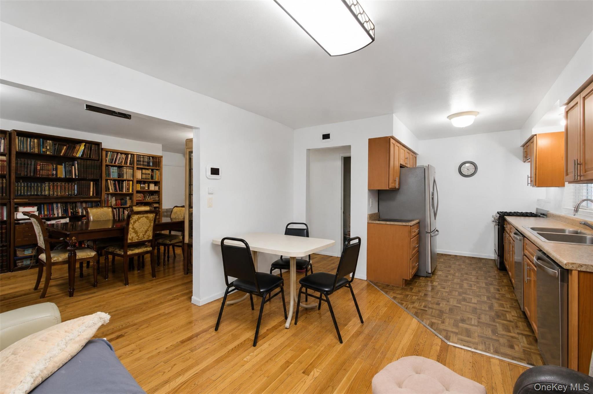 242 Kearsing Parkway A Property Photo 8
