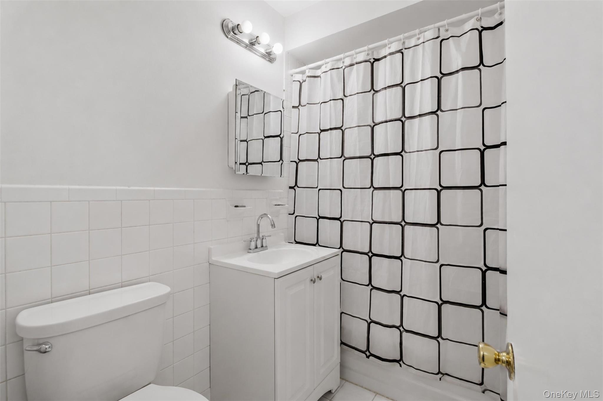 242 Kearsing Parkway A Property Photo 16
