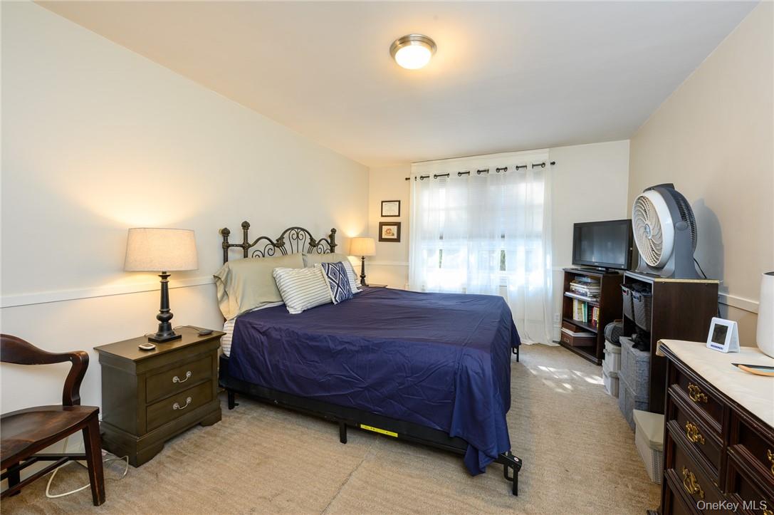 4 Sadore Lane 3j Property Photo 15