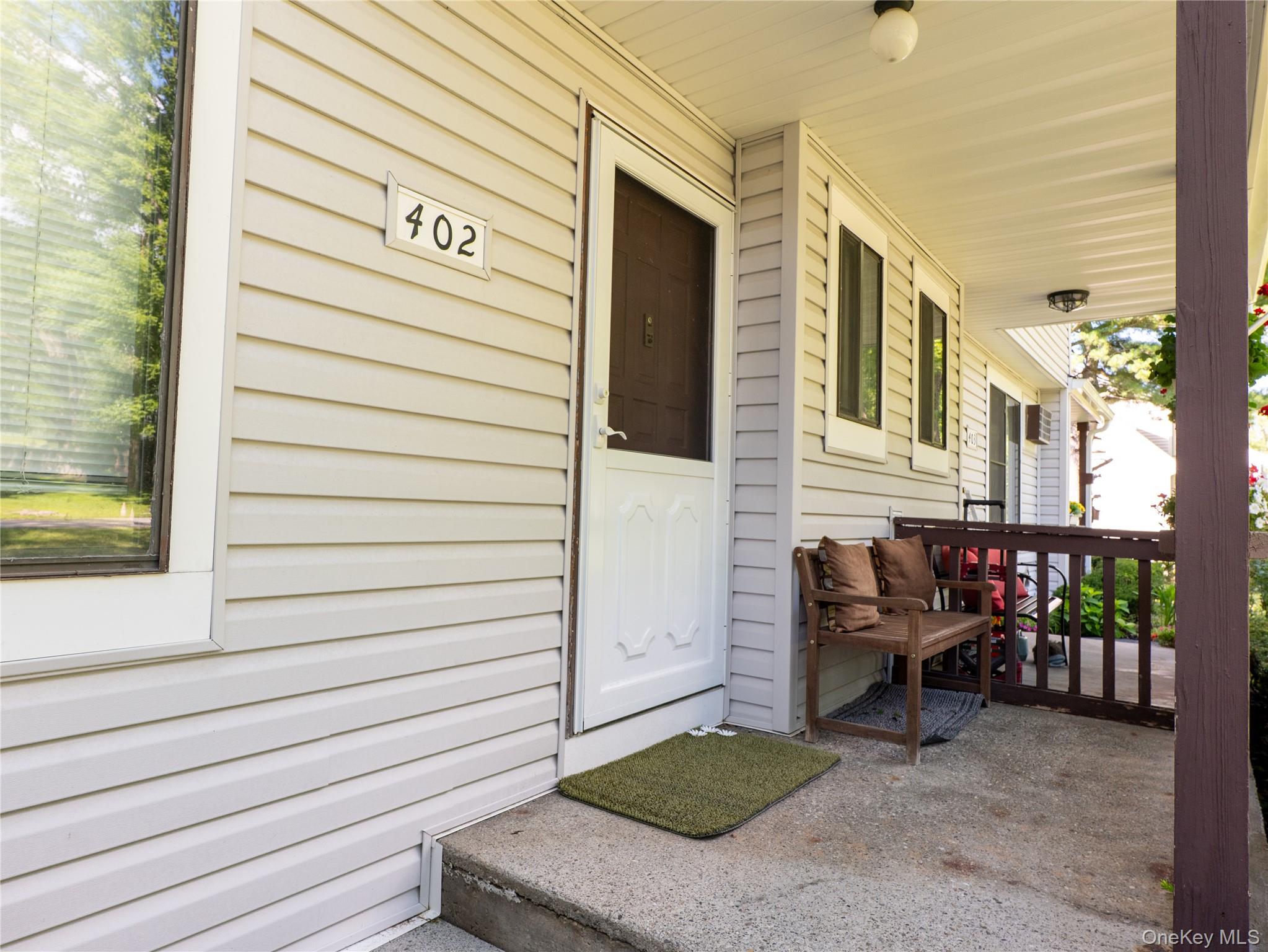 402 Mountain Laurel Drive Property Photo 7
