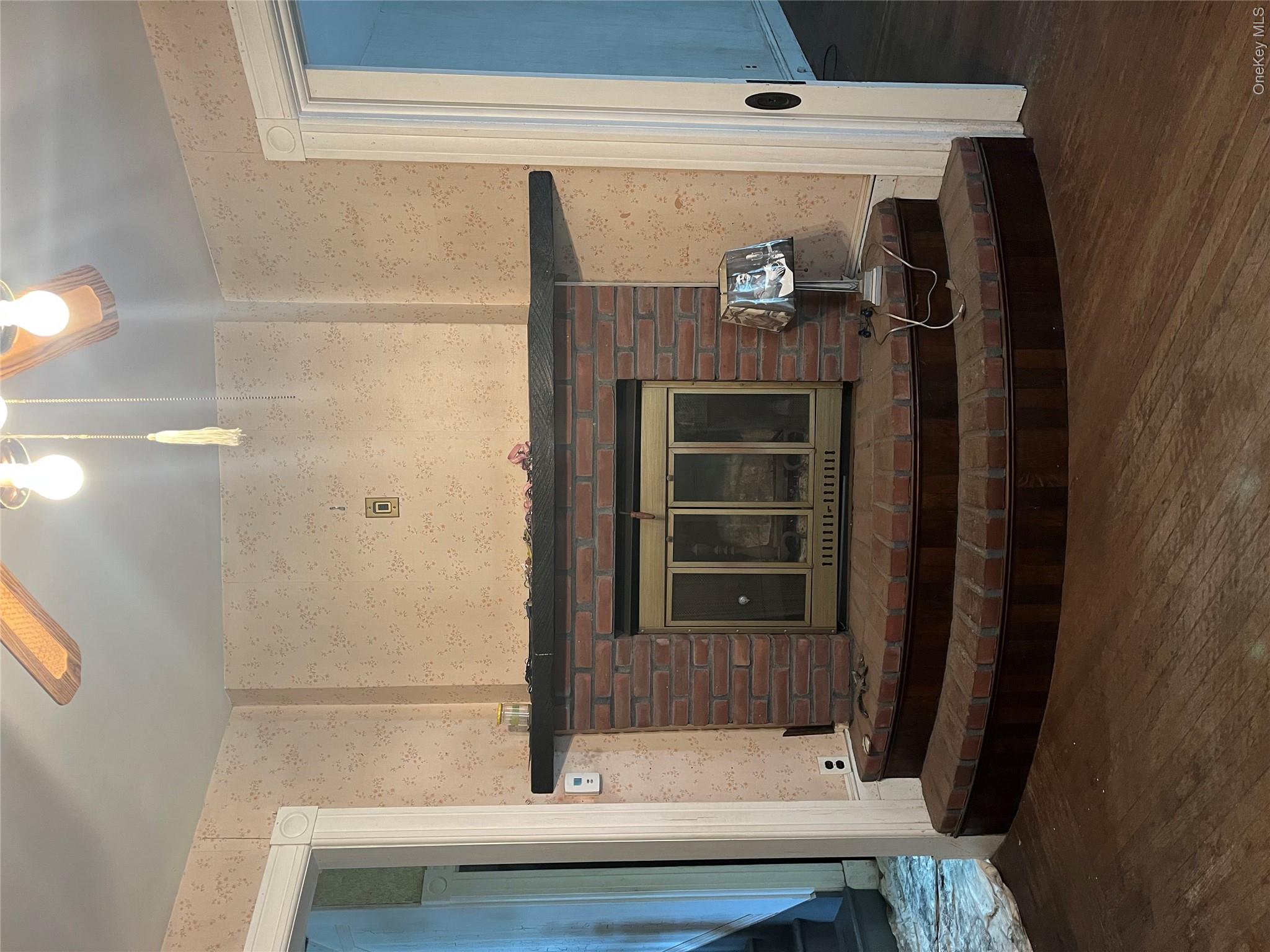 731 Frost Avenue Property Photo 11