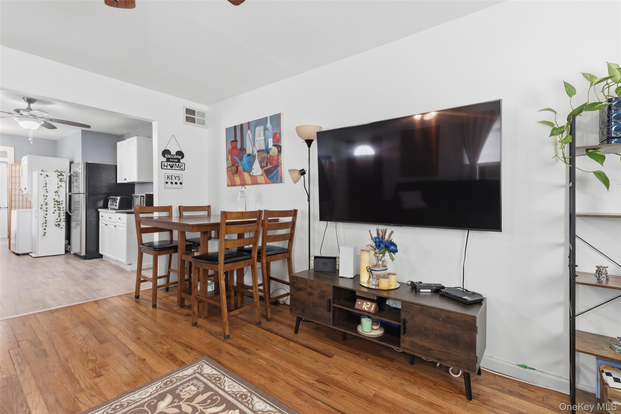 23 Gates Avenue Property Photo 10