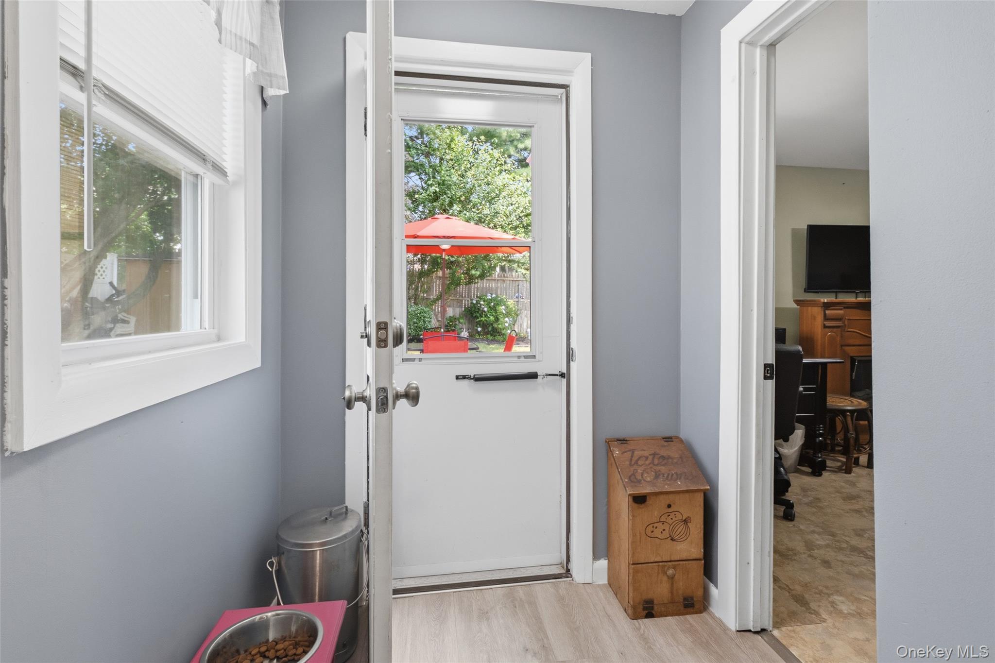 23 Gates Avenue Property Photo 24
