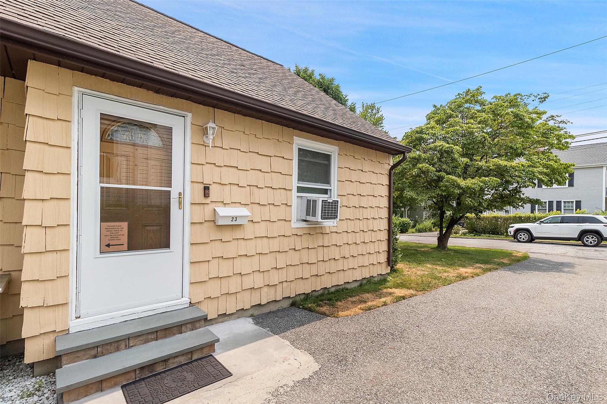 23 Gates Avenue Property Photo 36