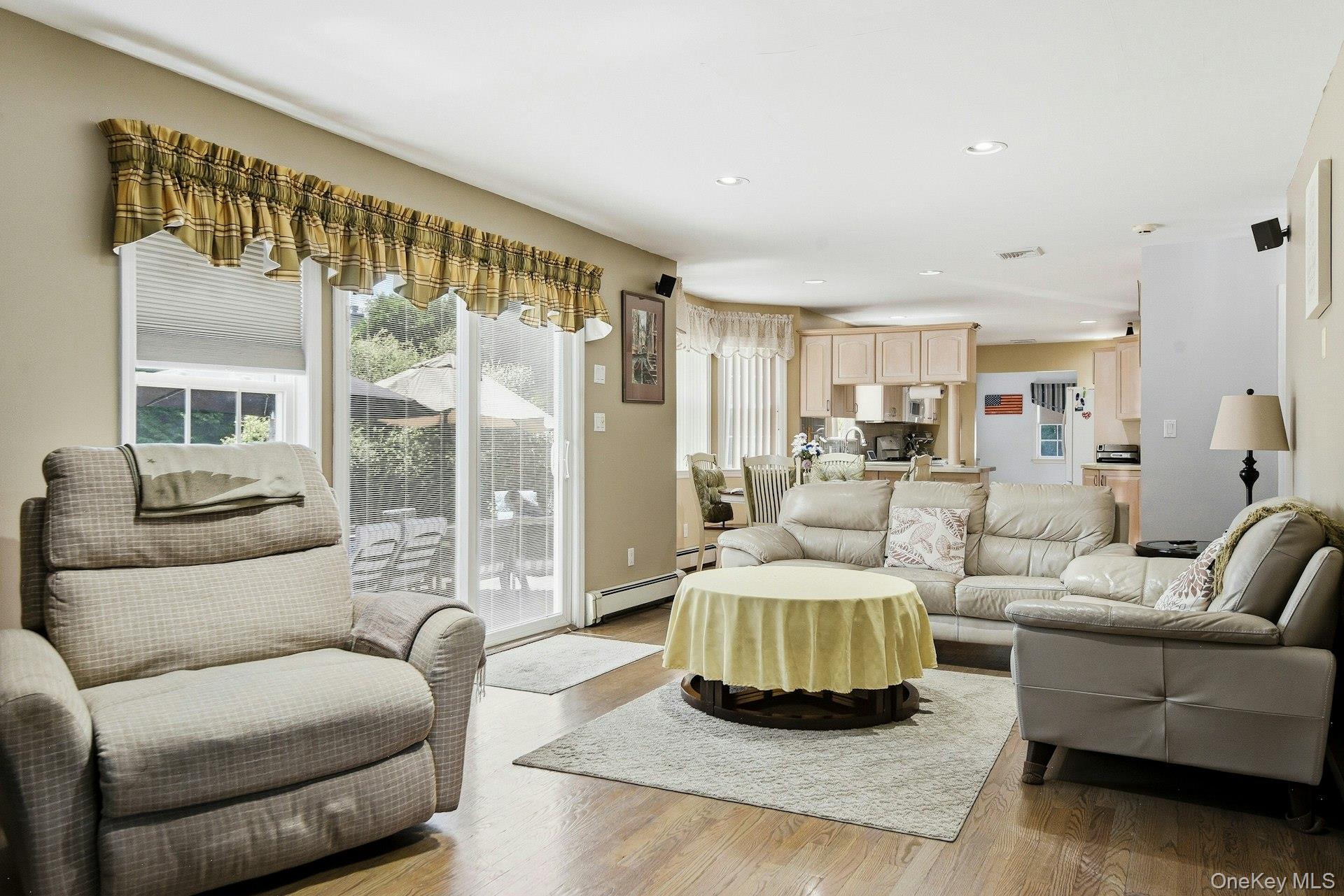 35 Dennis Lane Property Photo 15