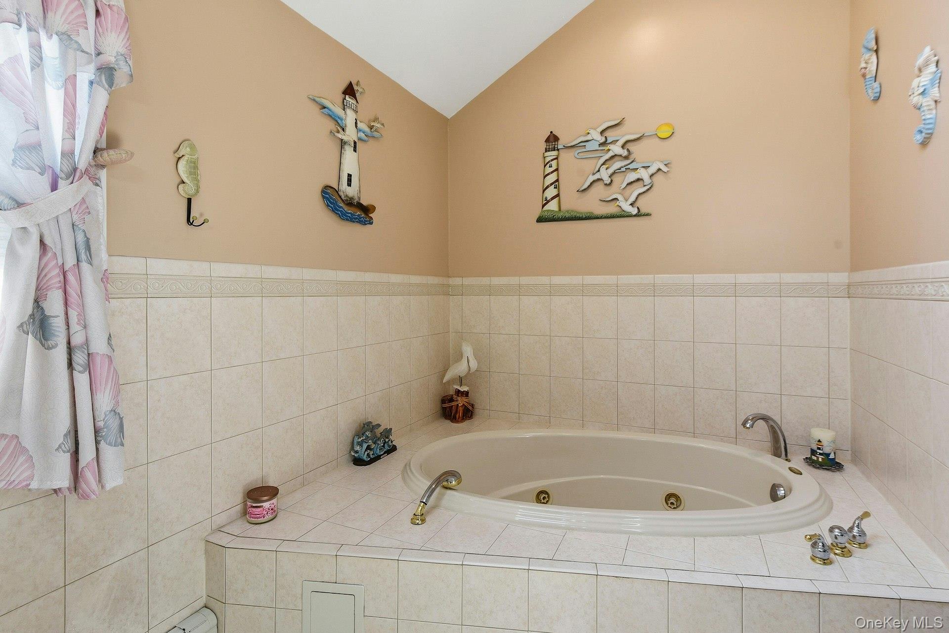 35 Dennis Lane Property Photo 28