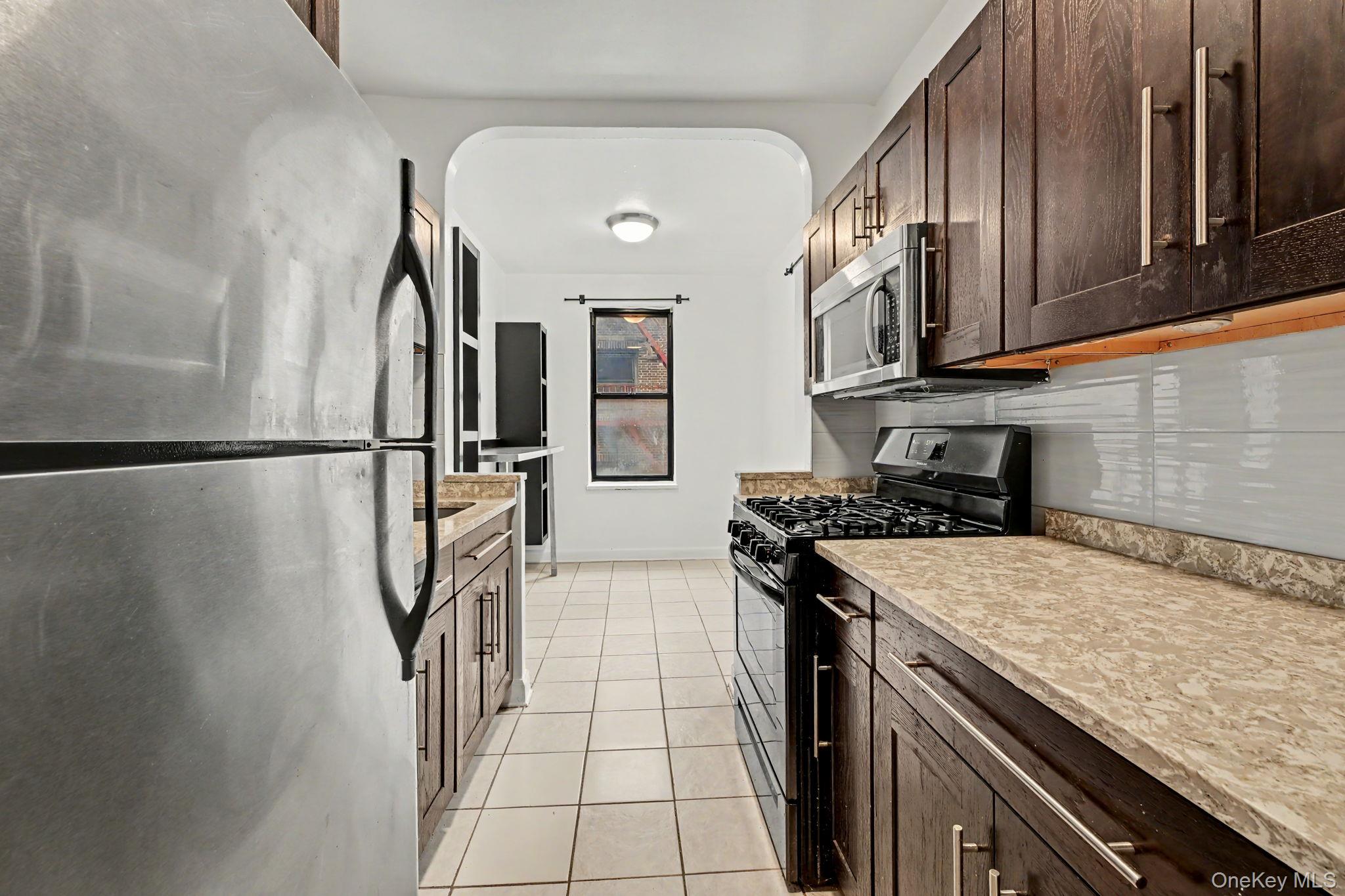 210 Martine Avenue 5k Property Photo 1