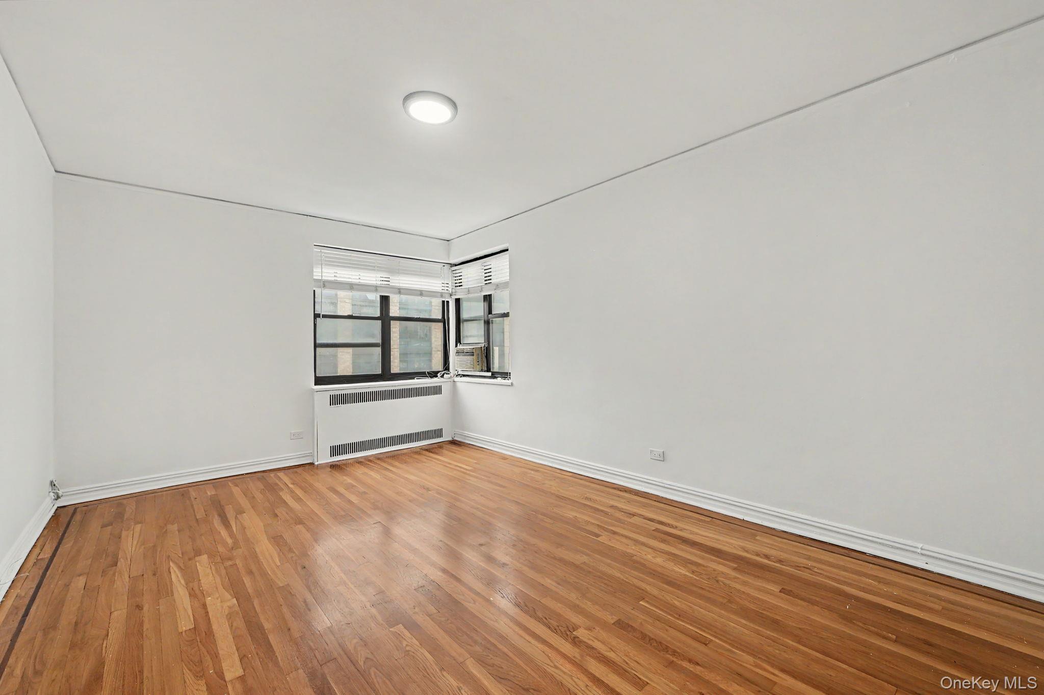 210 Martine Avenue 5k Property Photo 17