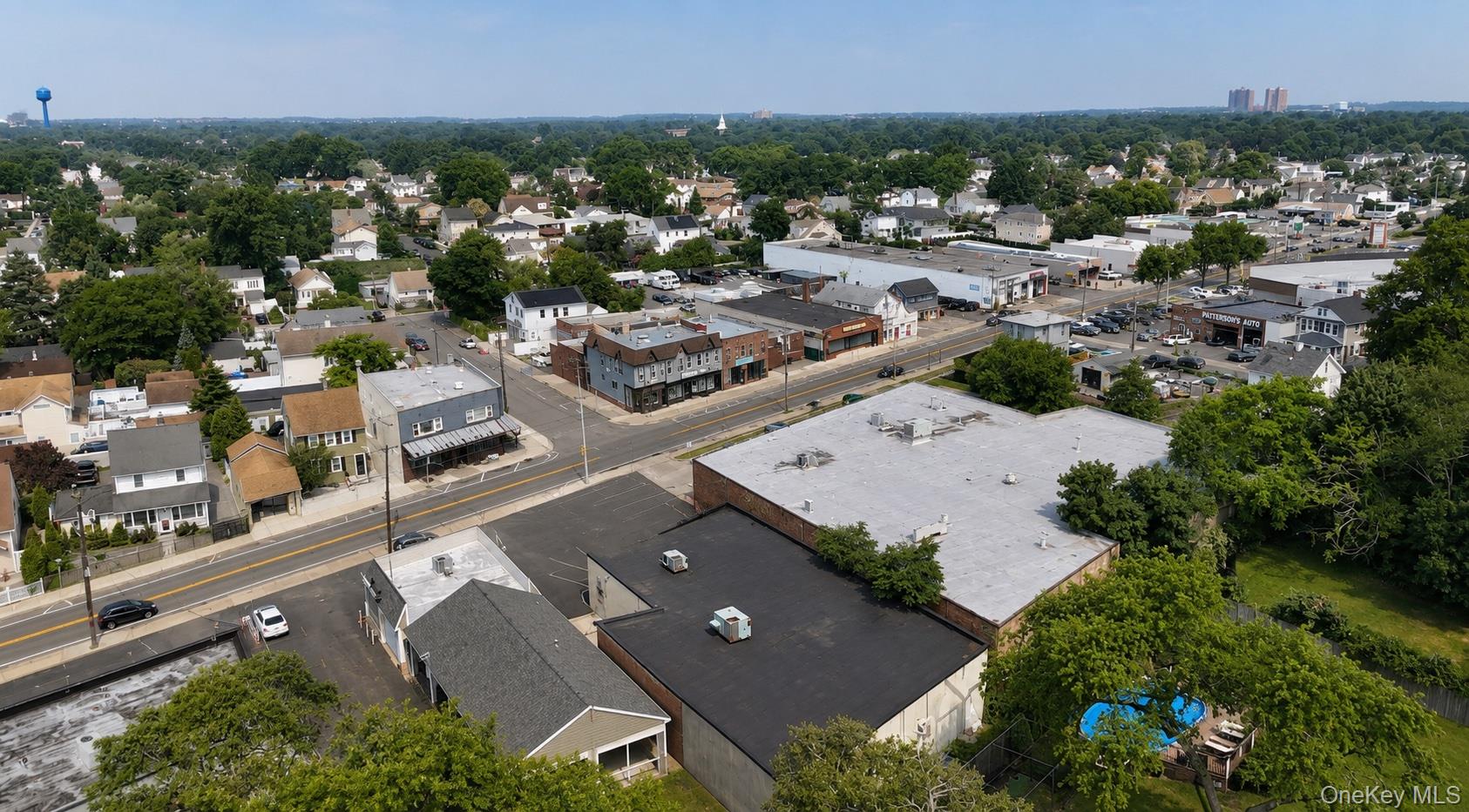 120 New Hyde Park Road Property Photo 15