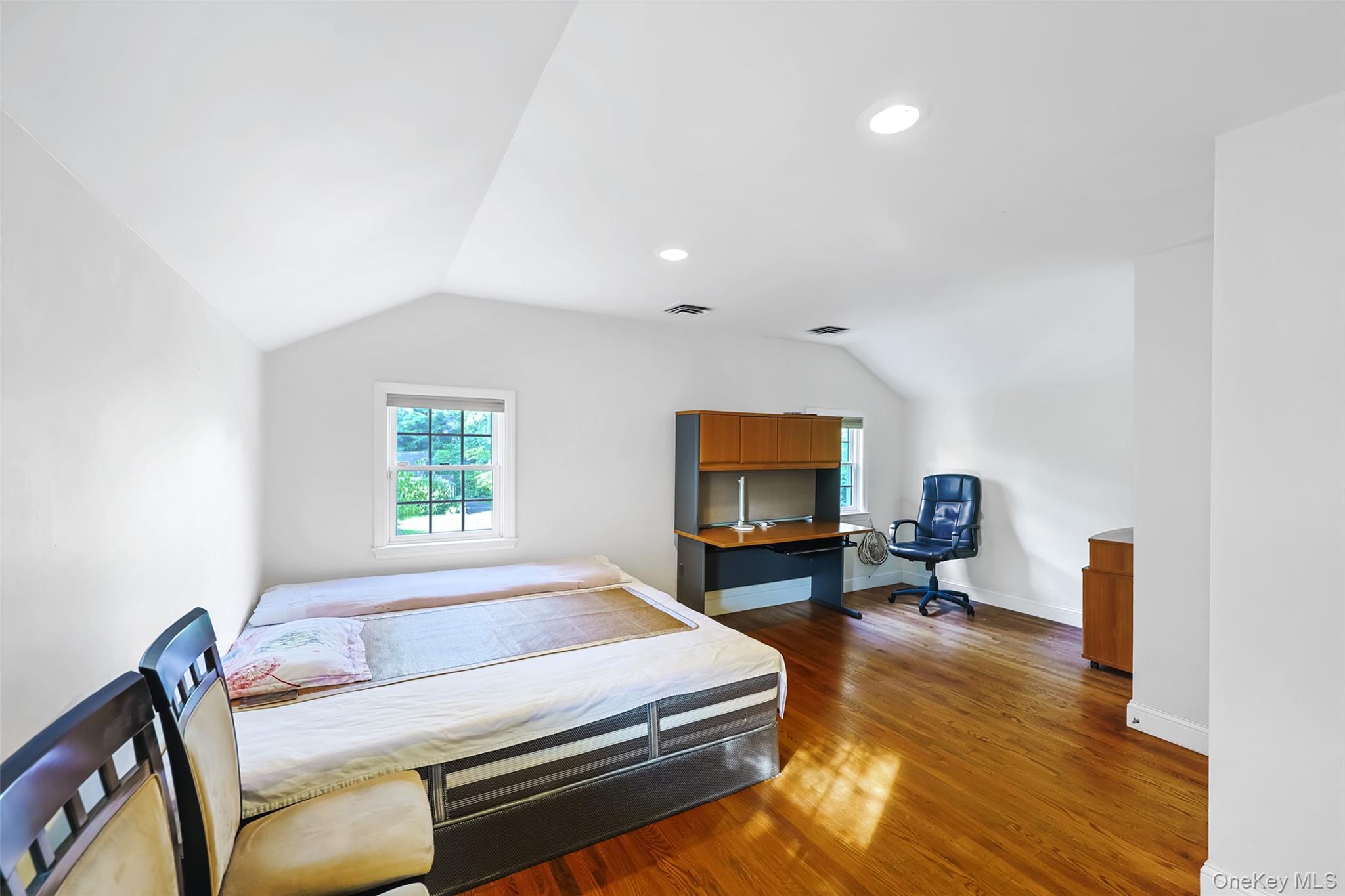 2 W Woods Road Property Photo 24
