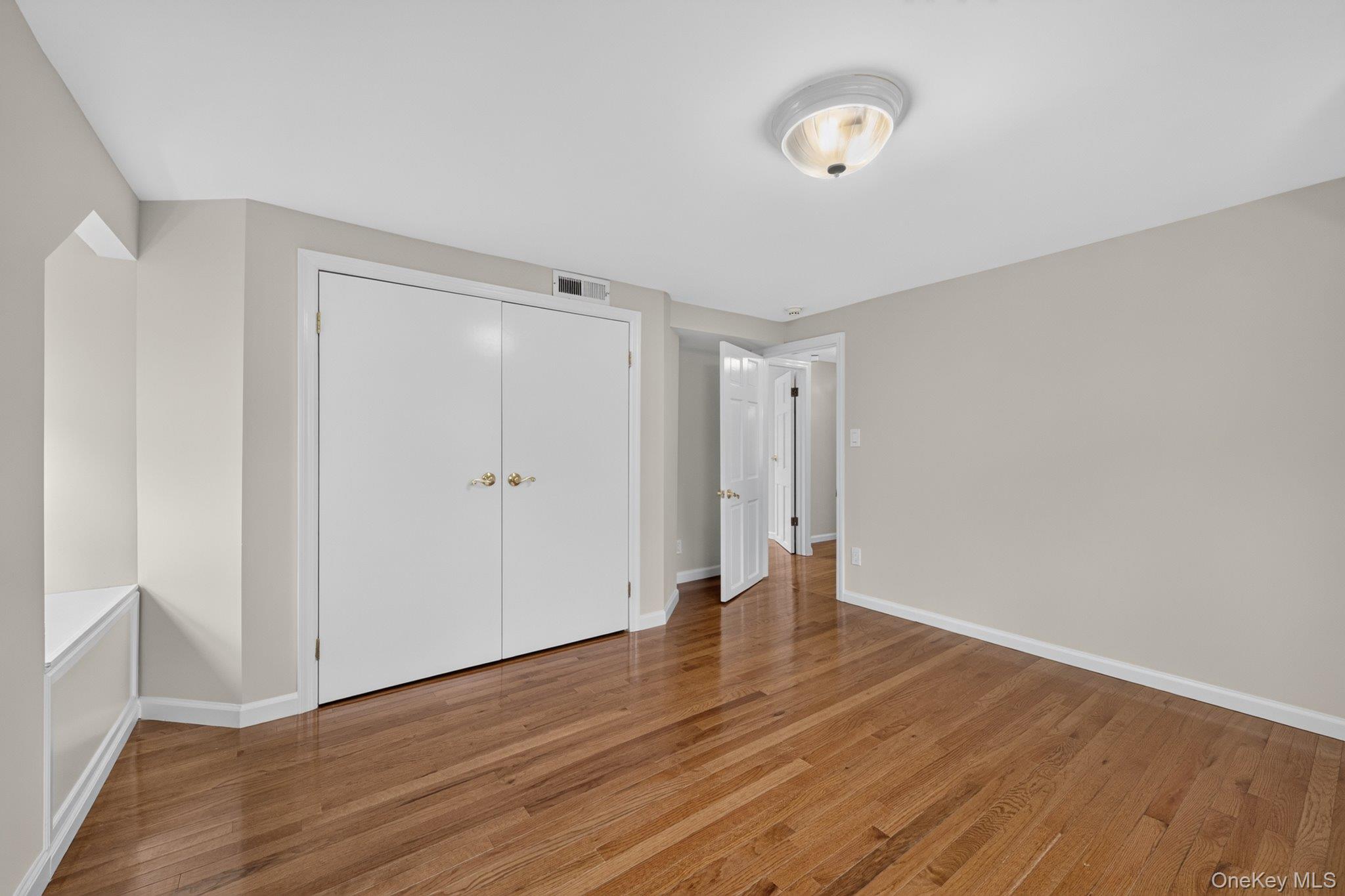 37 Harding Avenue Property Photo 23