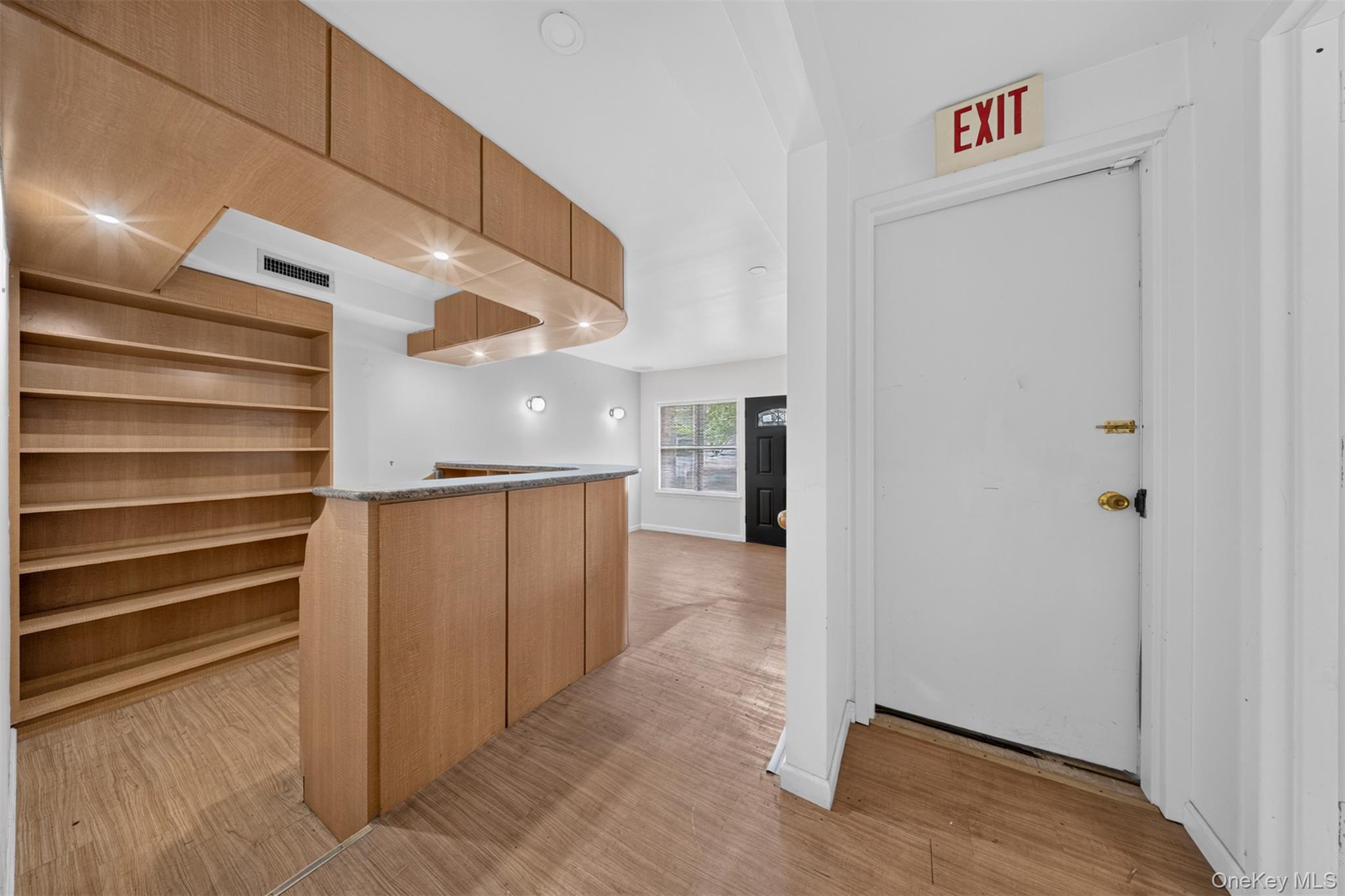143-27 Roosevelt Avenue Property Photo 3