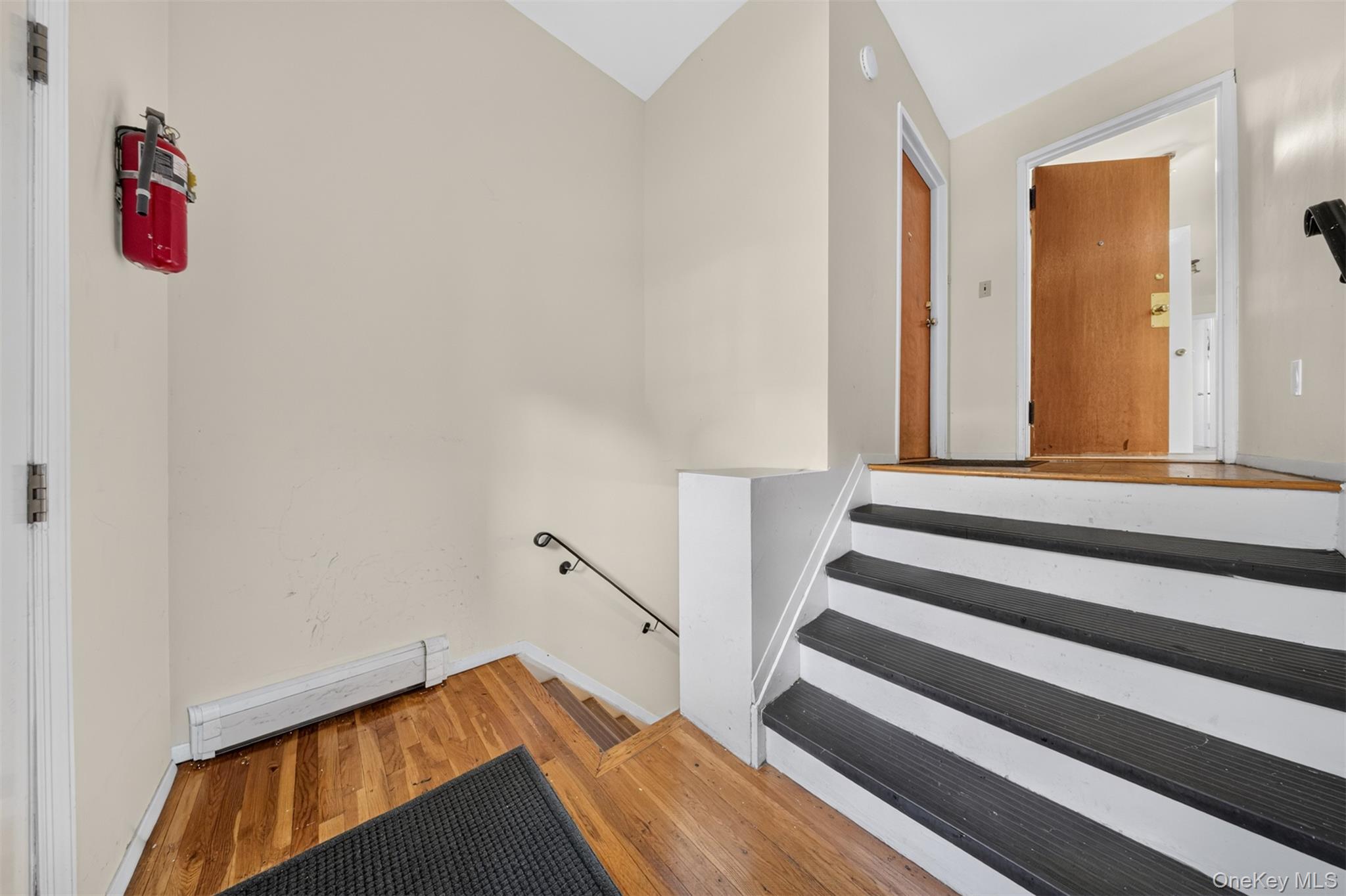 143-27 Roosevelt Avenue Property Photo 15