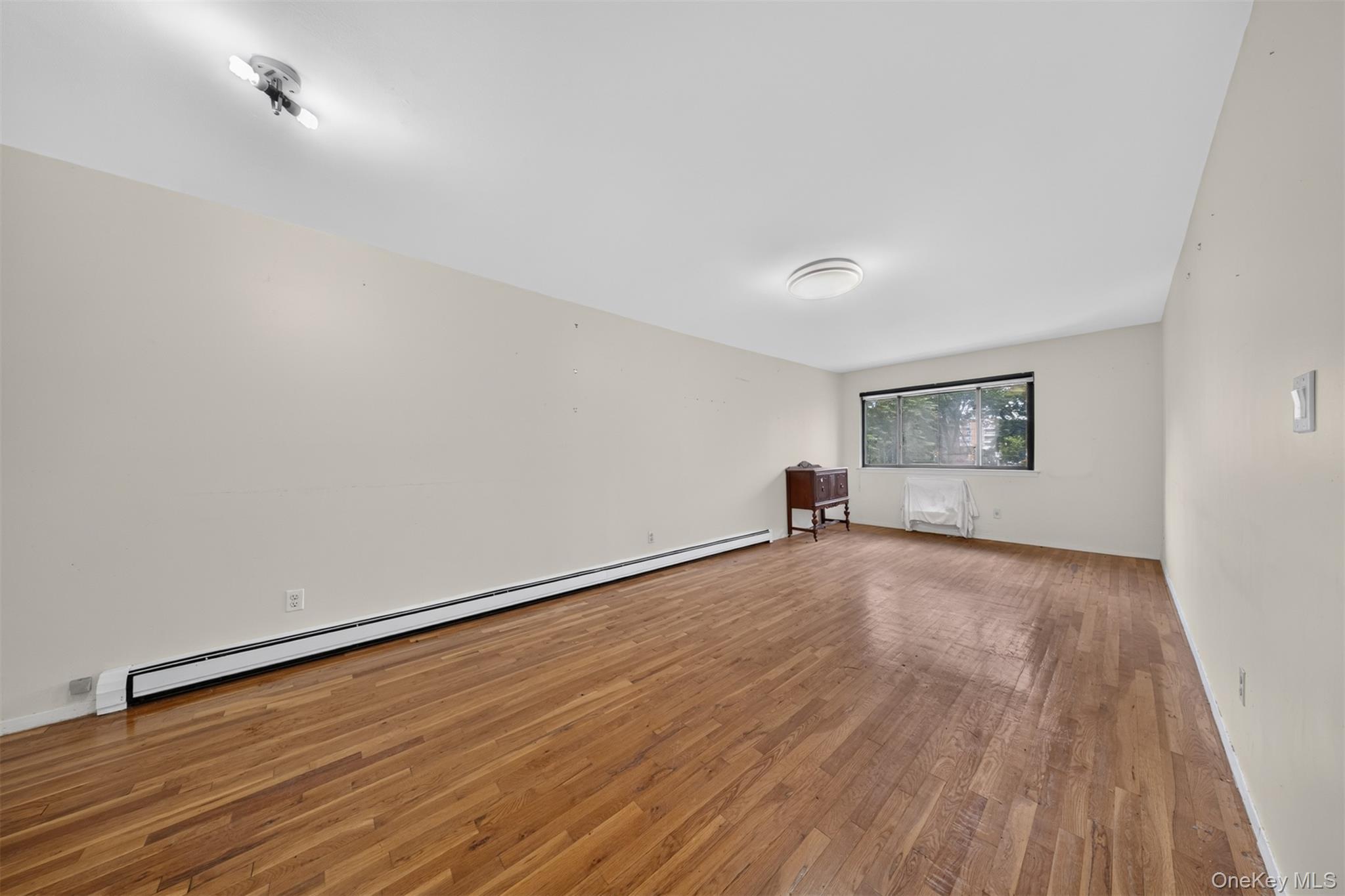 143-27 Roosevelt Avenue Property Photo 17