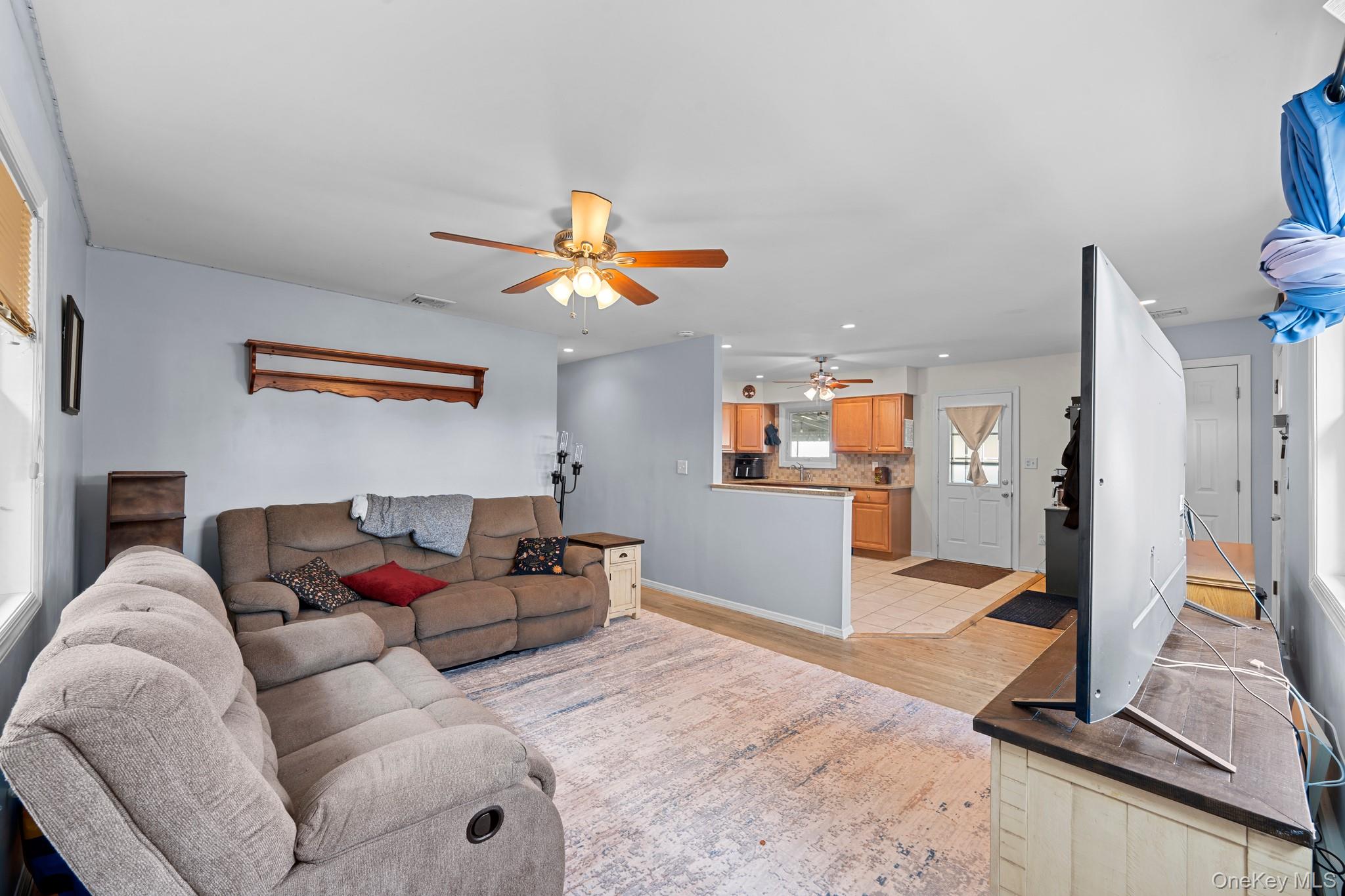 30 44th Street Property Photo 15