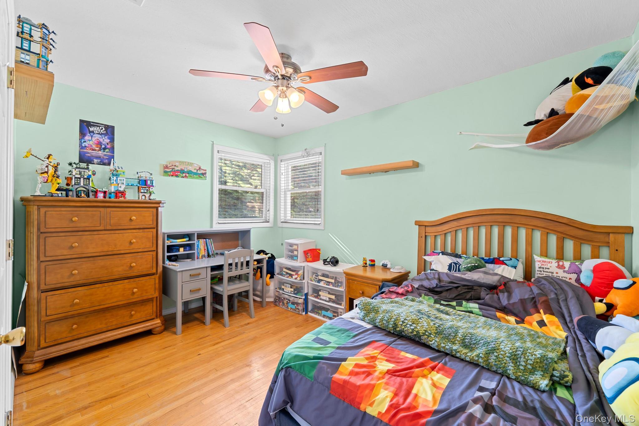 30 44th Street Property Photo 18