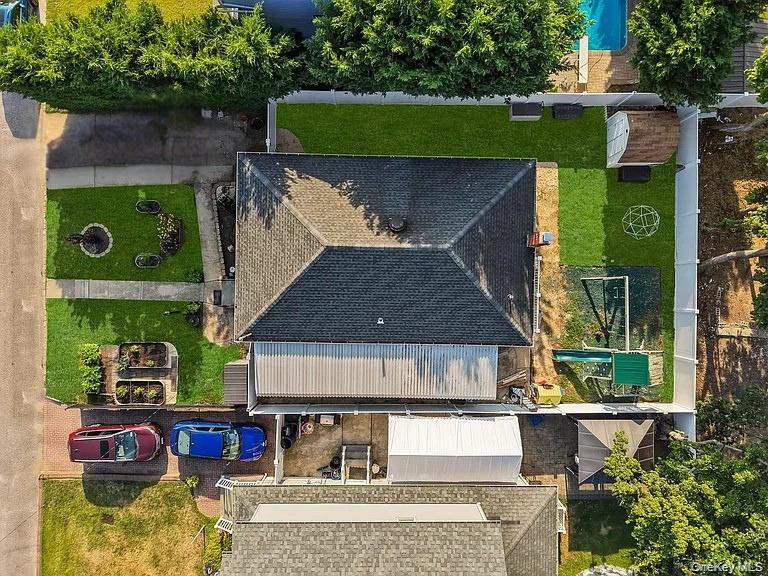 30 44th Street Property Photo 29