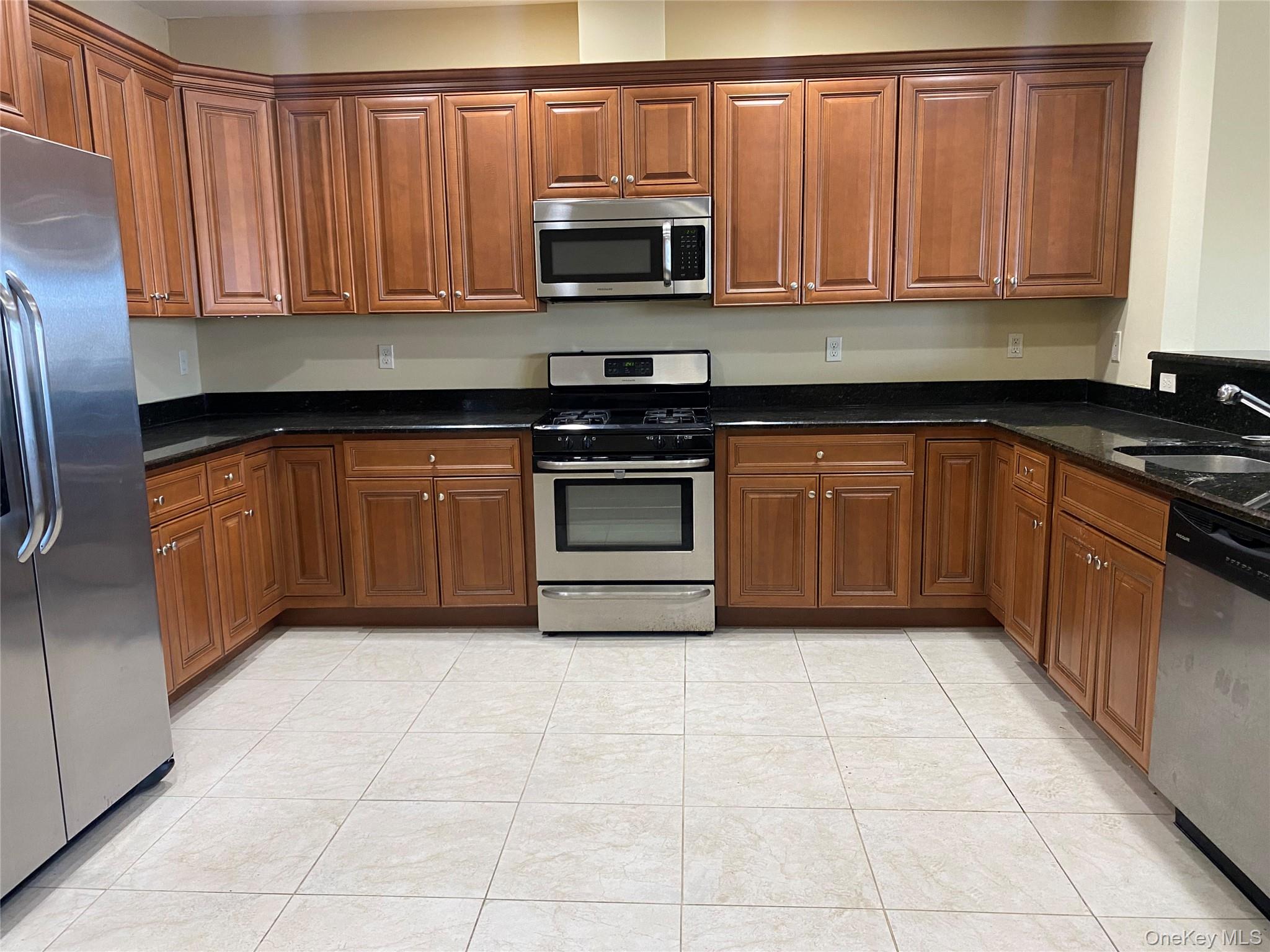 3 Nicole Property Photo 11