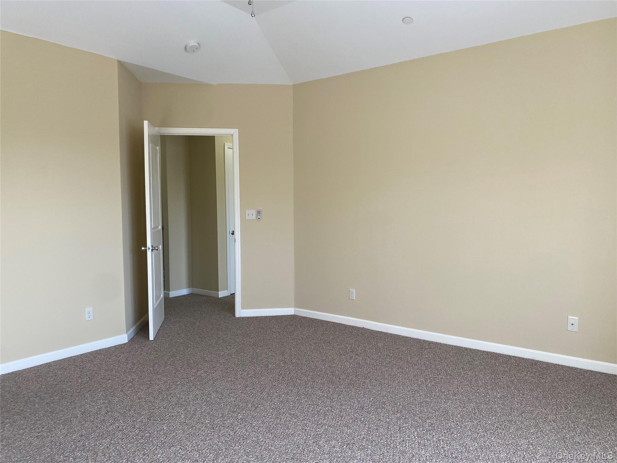 3 Nicole Property Photo 16