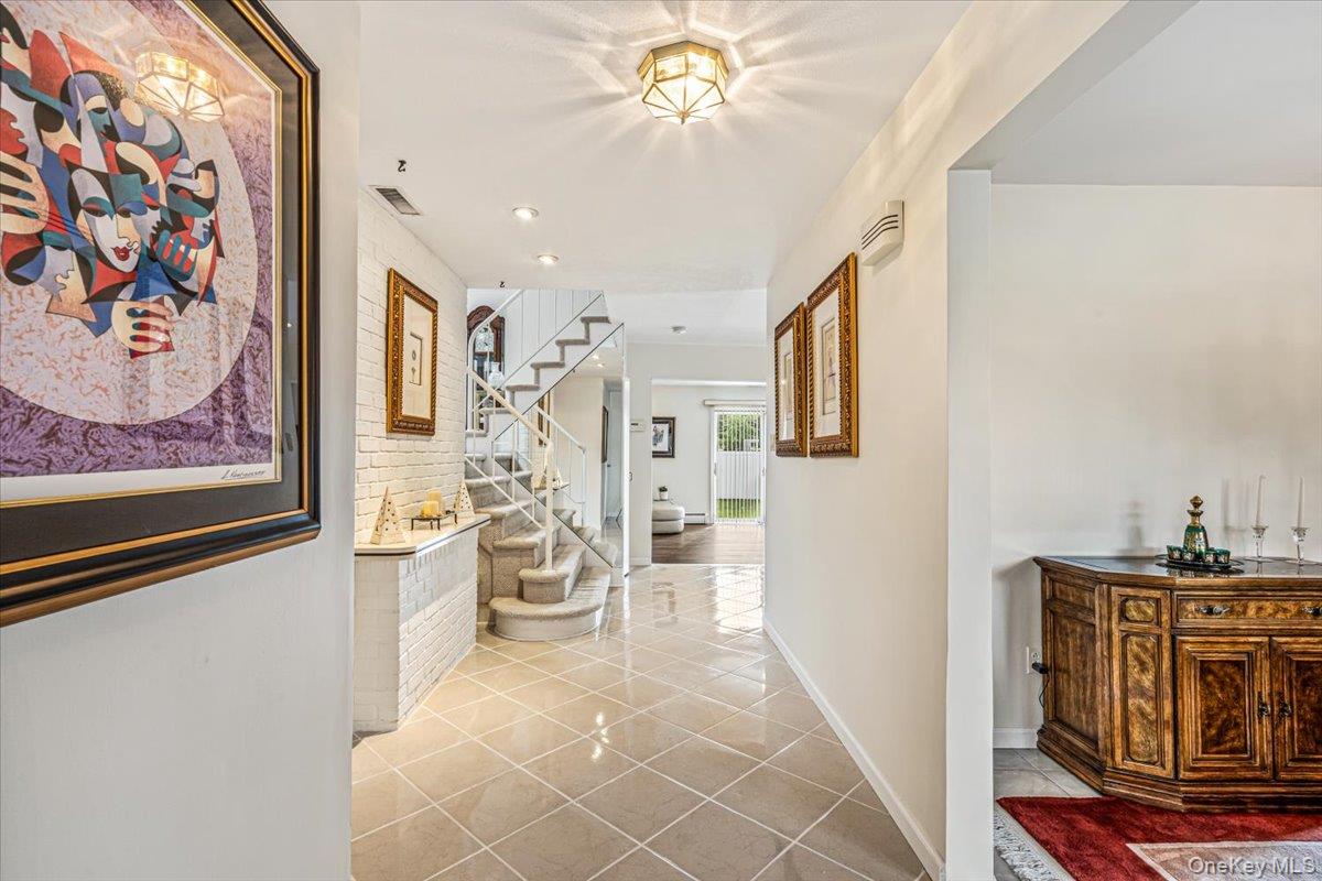 10 Clemson Lane Property Photo 3