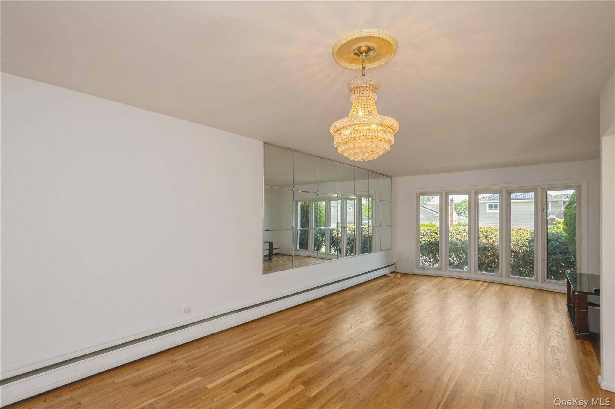 258 Aster Street Property Photo 14