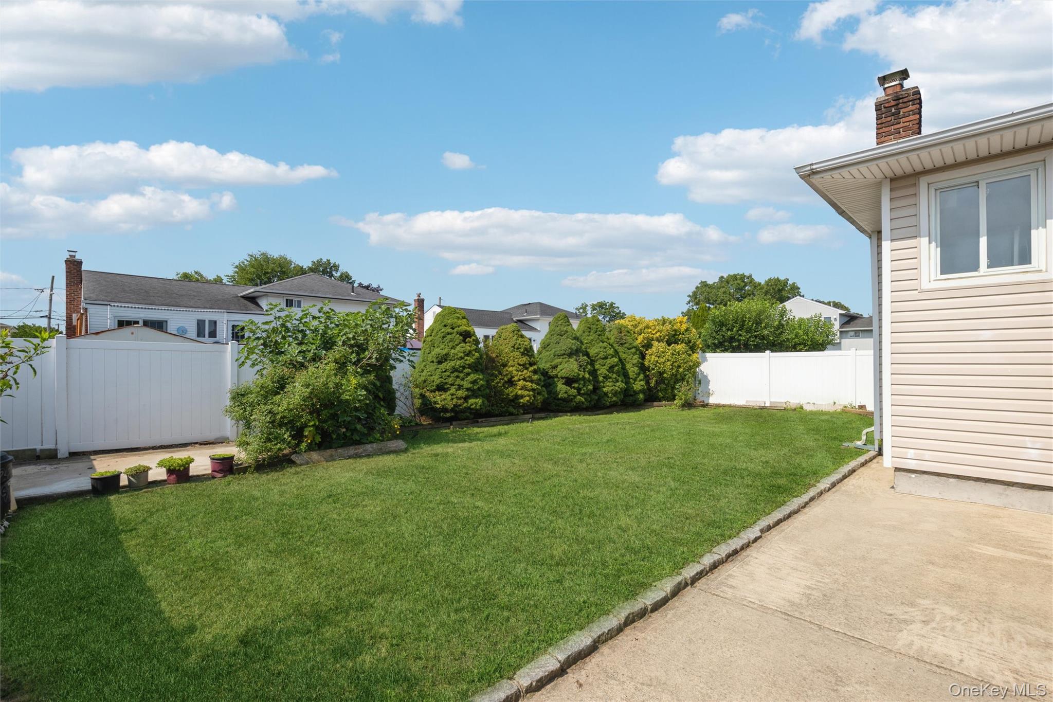 258 Aster Street Property Photo 19