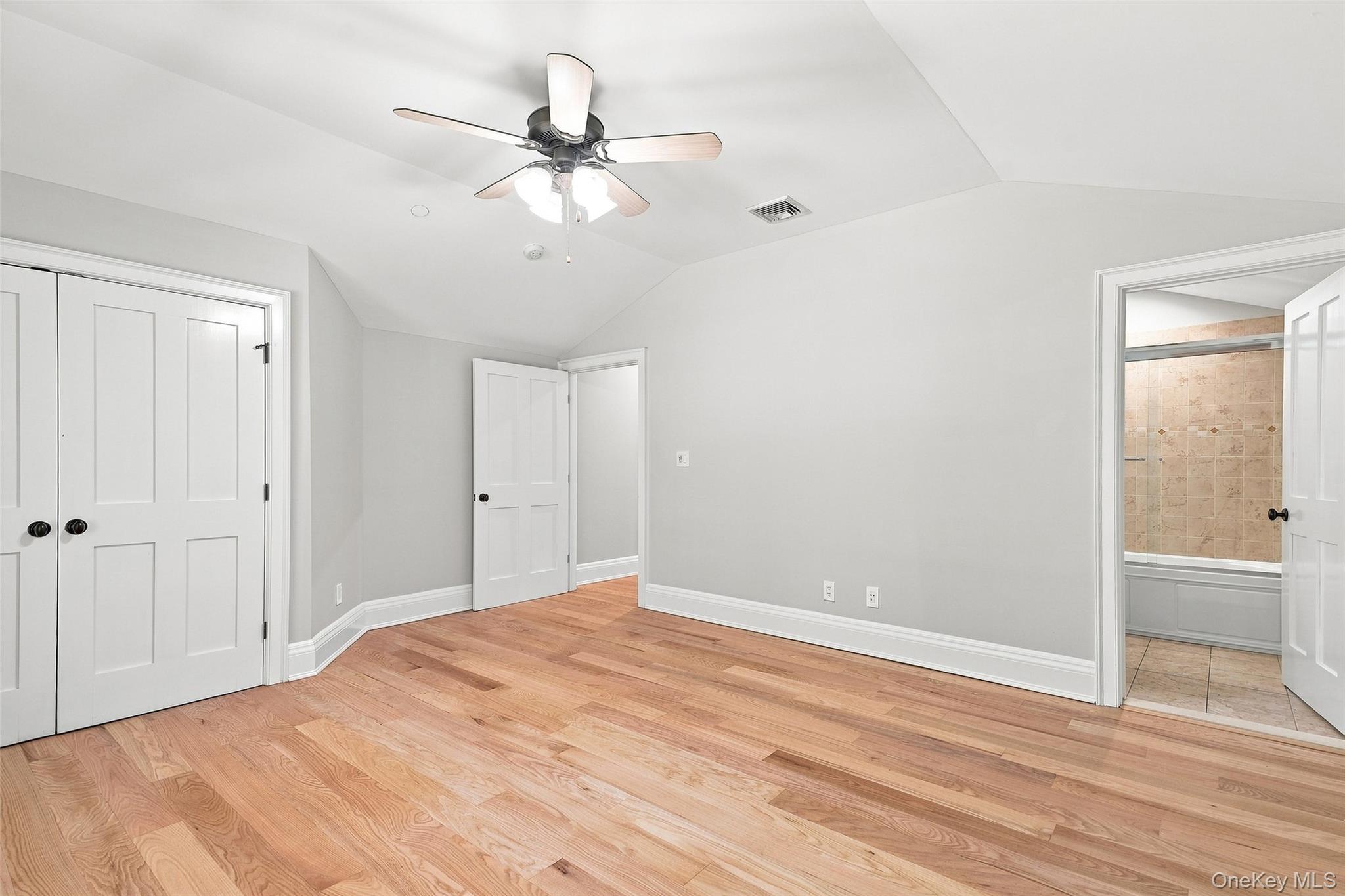 38 Lincoln Avenue Property Photo 15