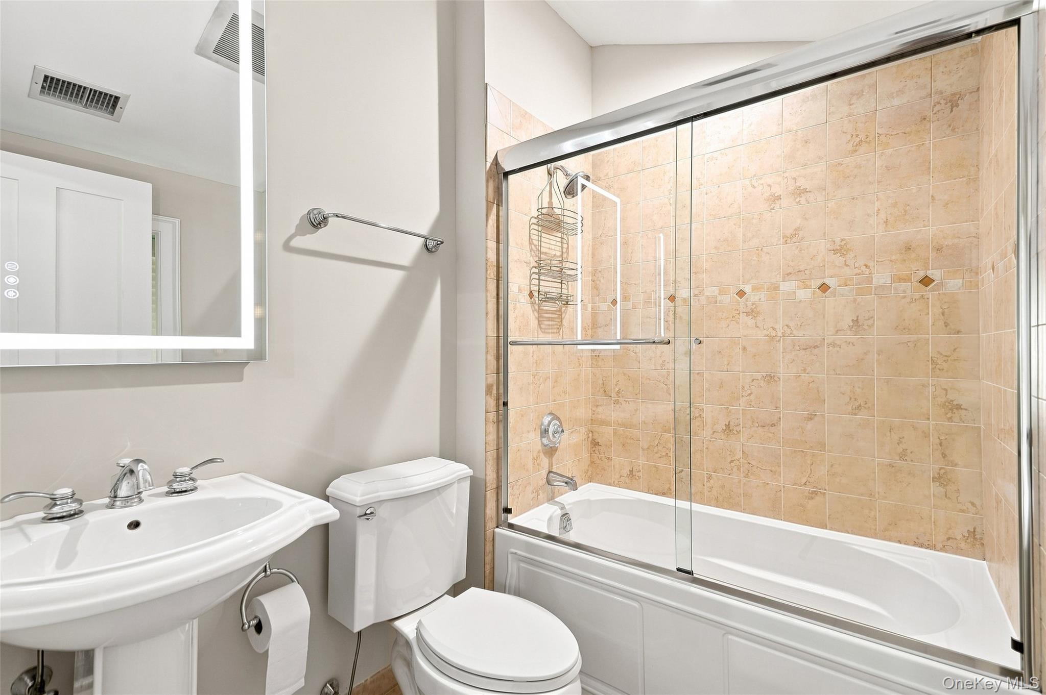 38 Lincoln Avenue Property Photo 16