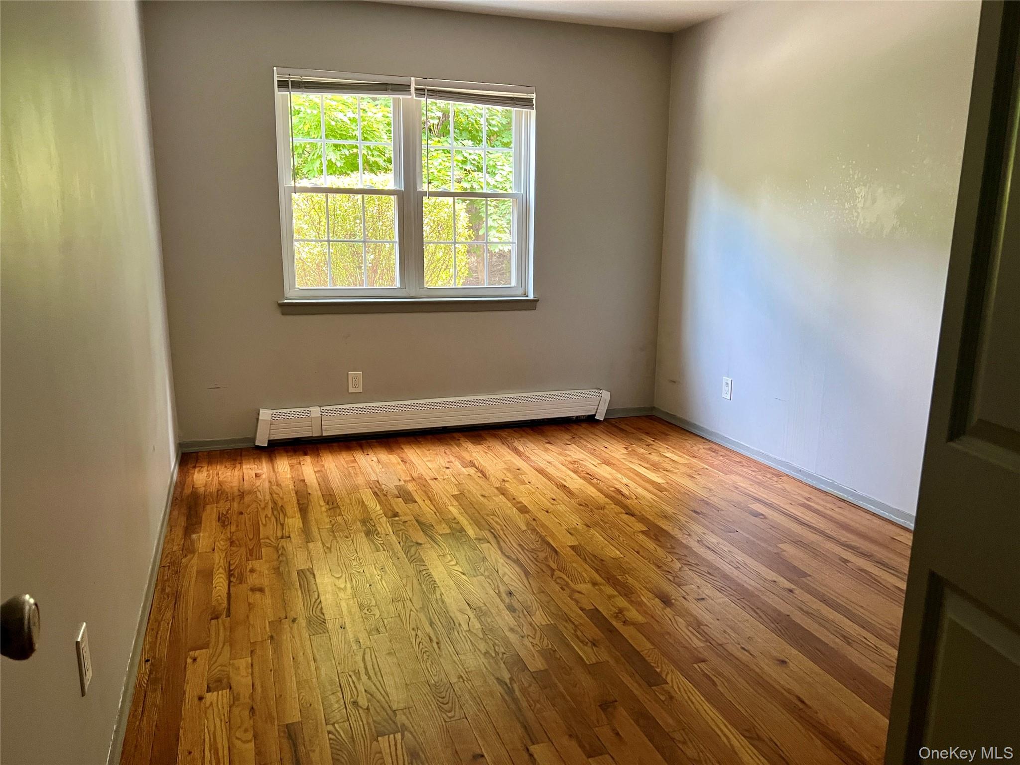 4 Colonial Road 100 Property Photo 3