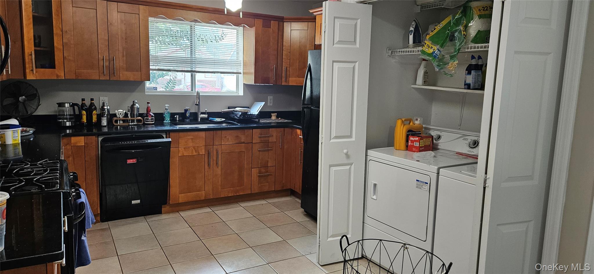 558 Lincoln Boulevard Property Photo 3