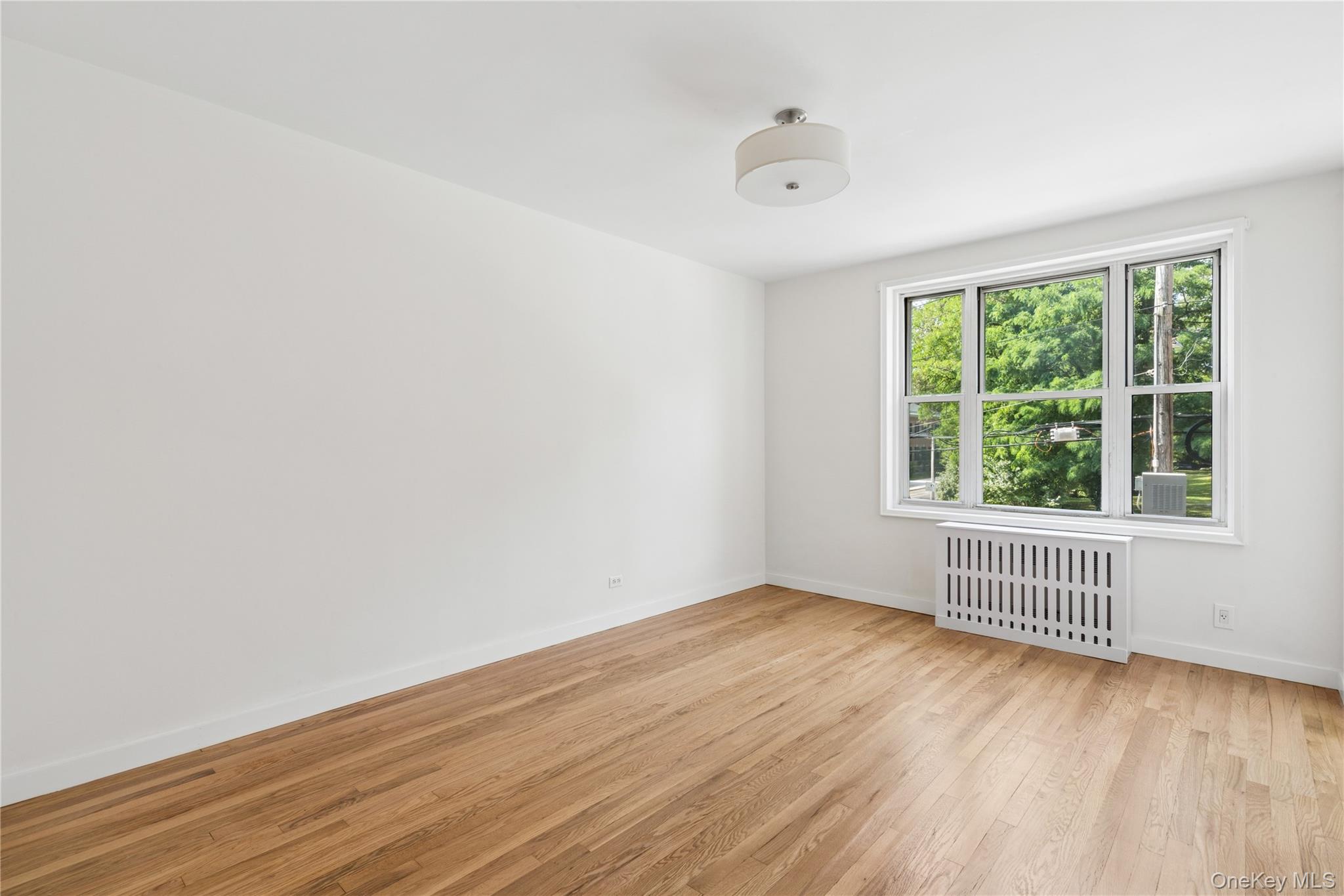 5601 Riverdale Avenue 2e Property Photo 13