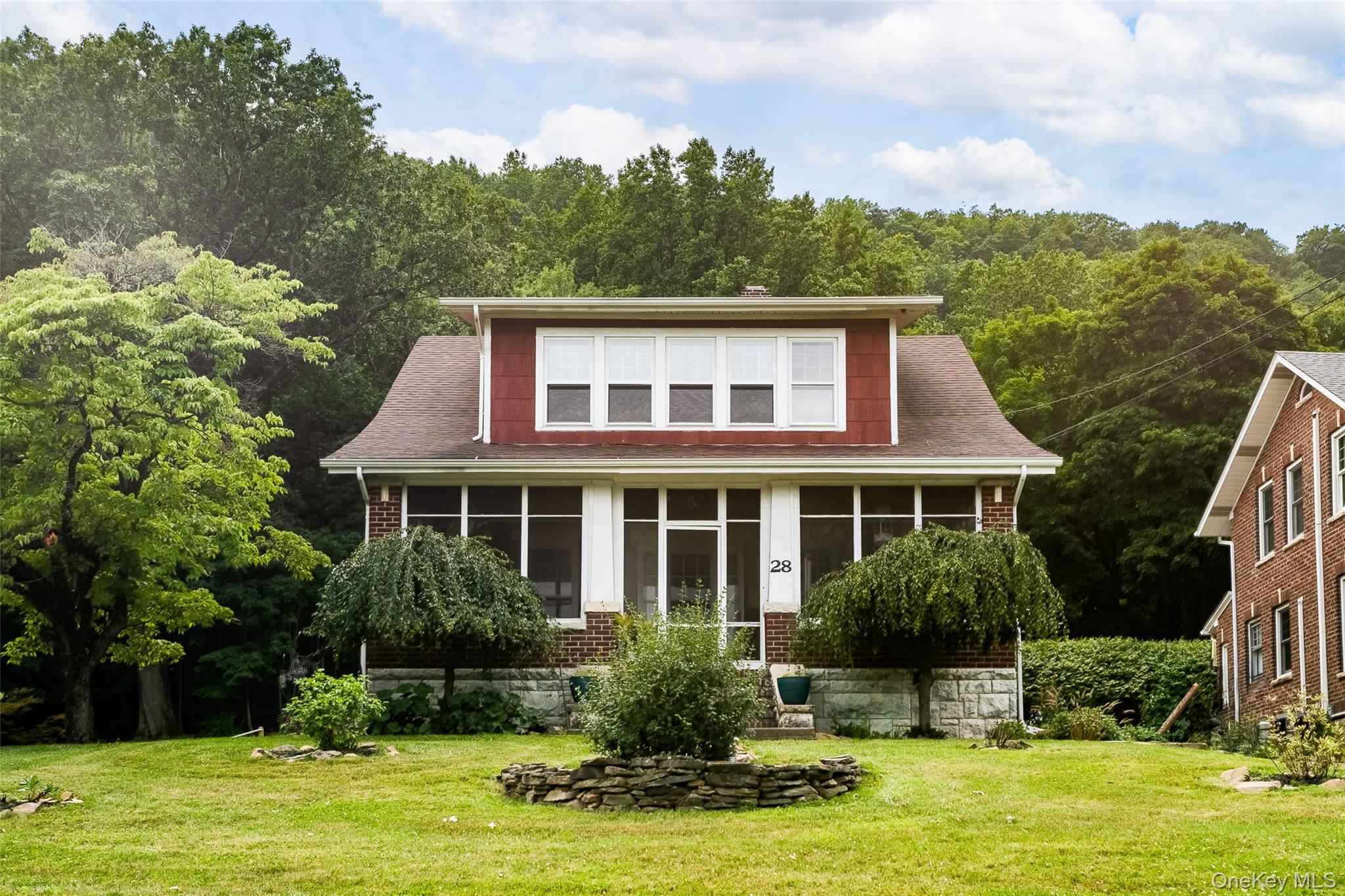 28 Hillside Avenue Property Photo 1
