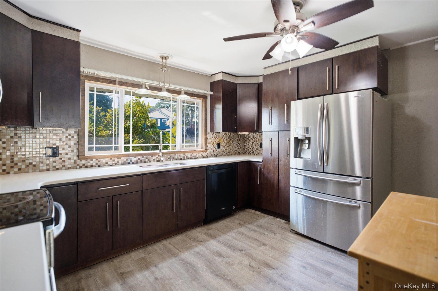 47 Greenvale Lane Property Photo 6