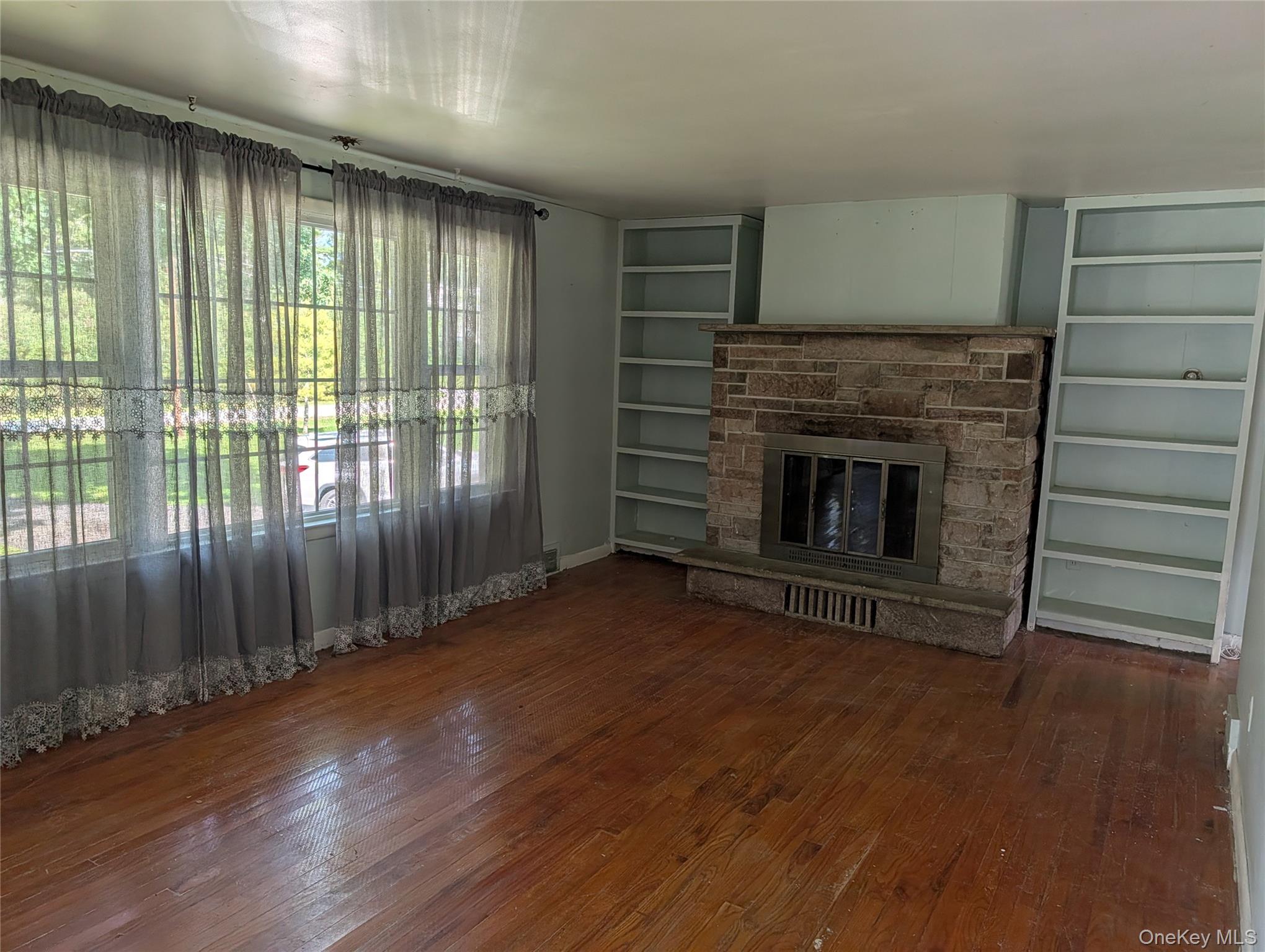 6 White Oak Terrace Property Photo 6