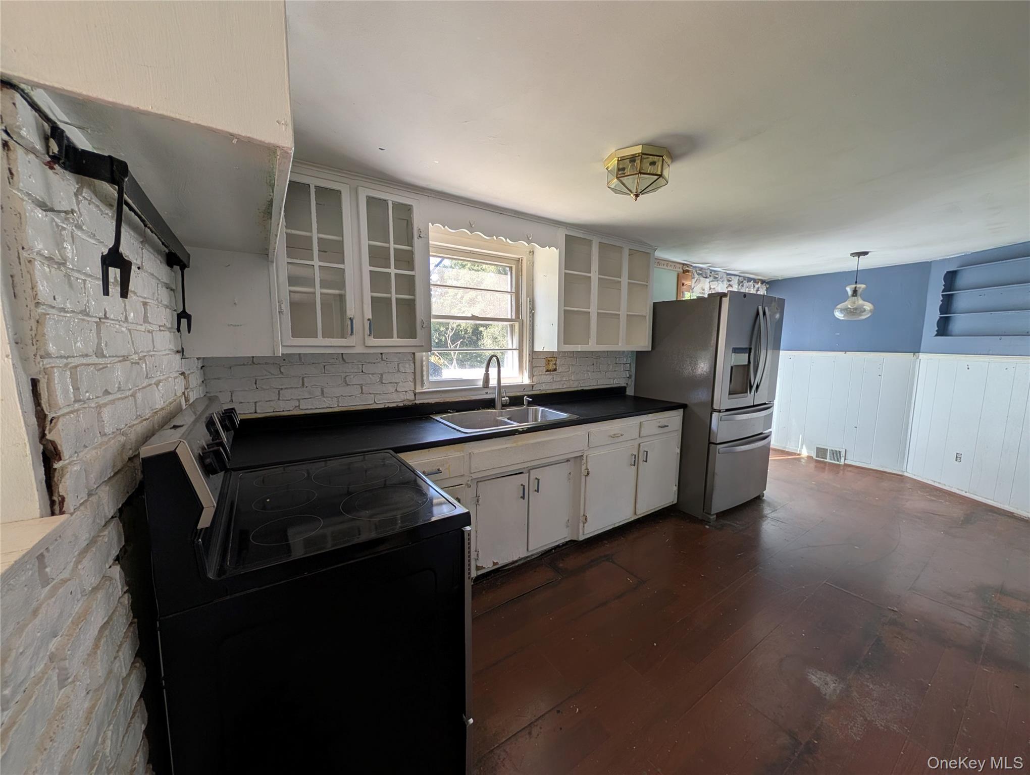 6 White Oak Terrace Property Photo 12
