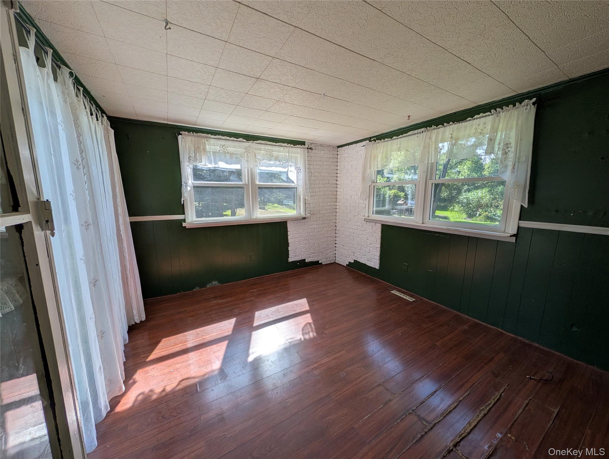6 White Oak Terrace Property Photo 17