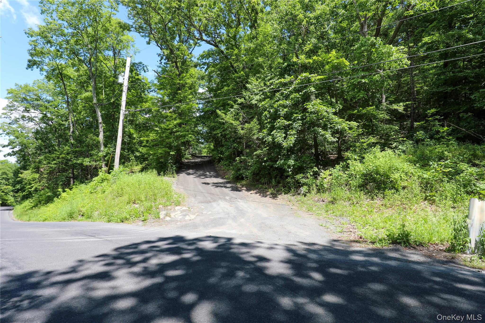 814 Cow Hough Road Property Photo 5