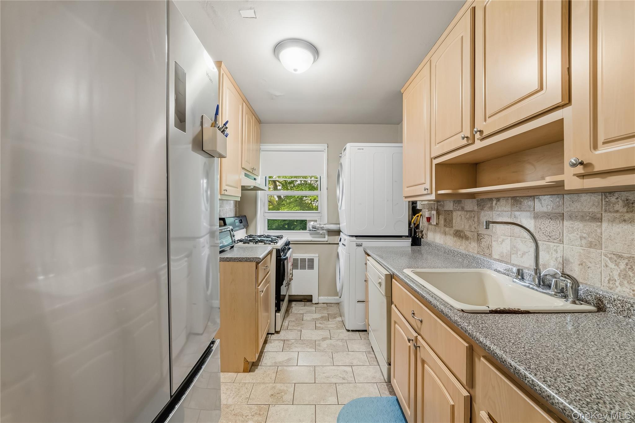 836 N Broadway 2d Property Photo 10