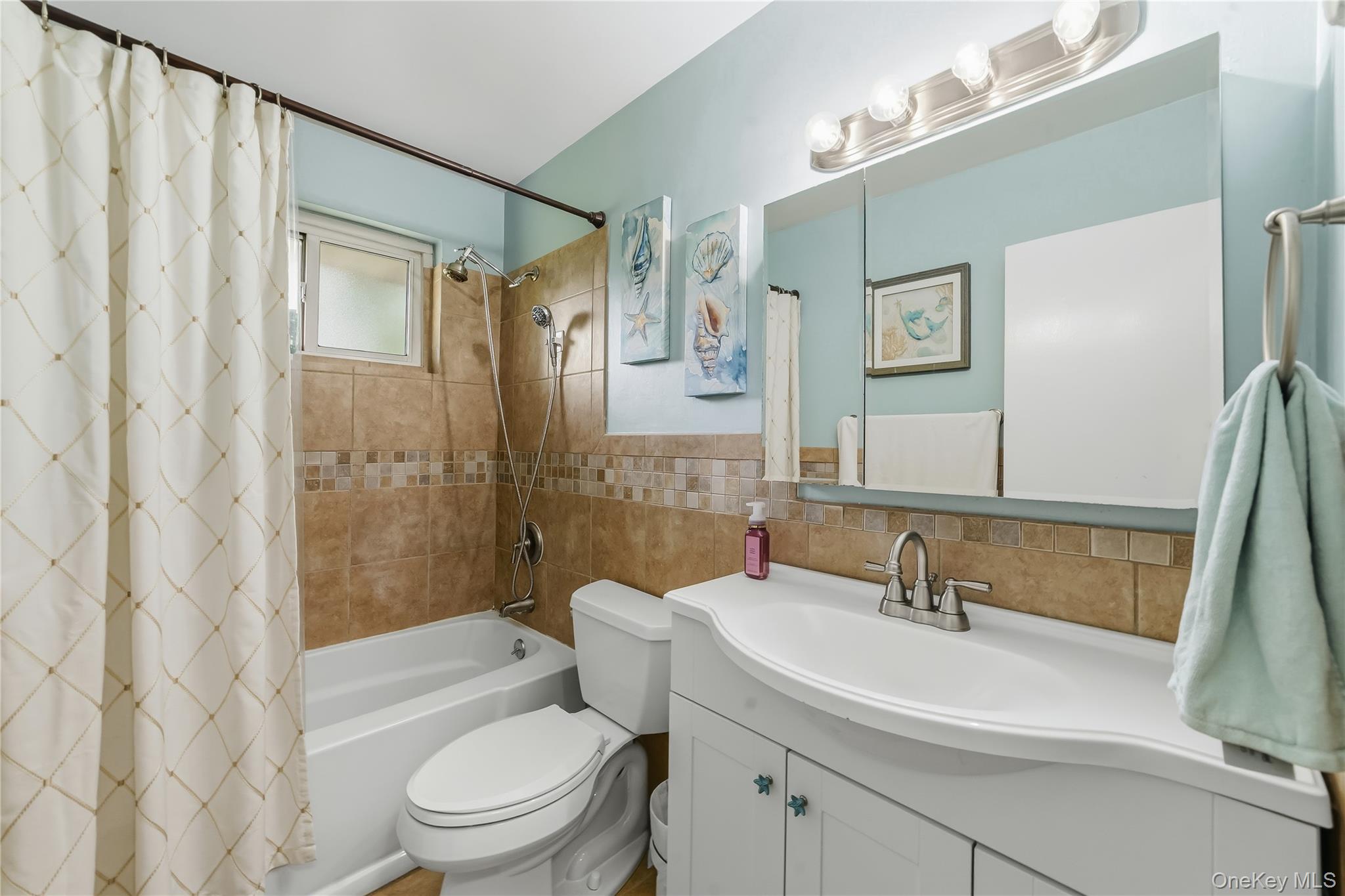 836 N Broadway 2d Property Photo 22