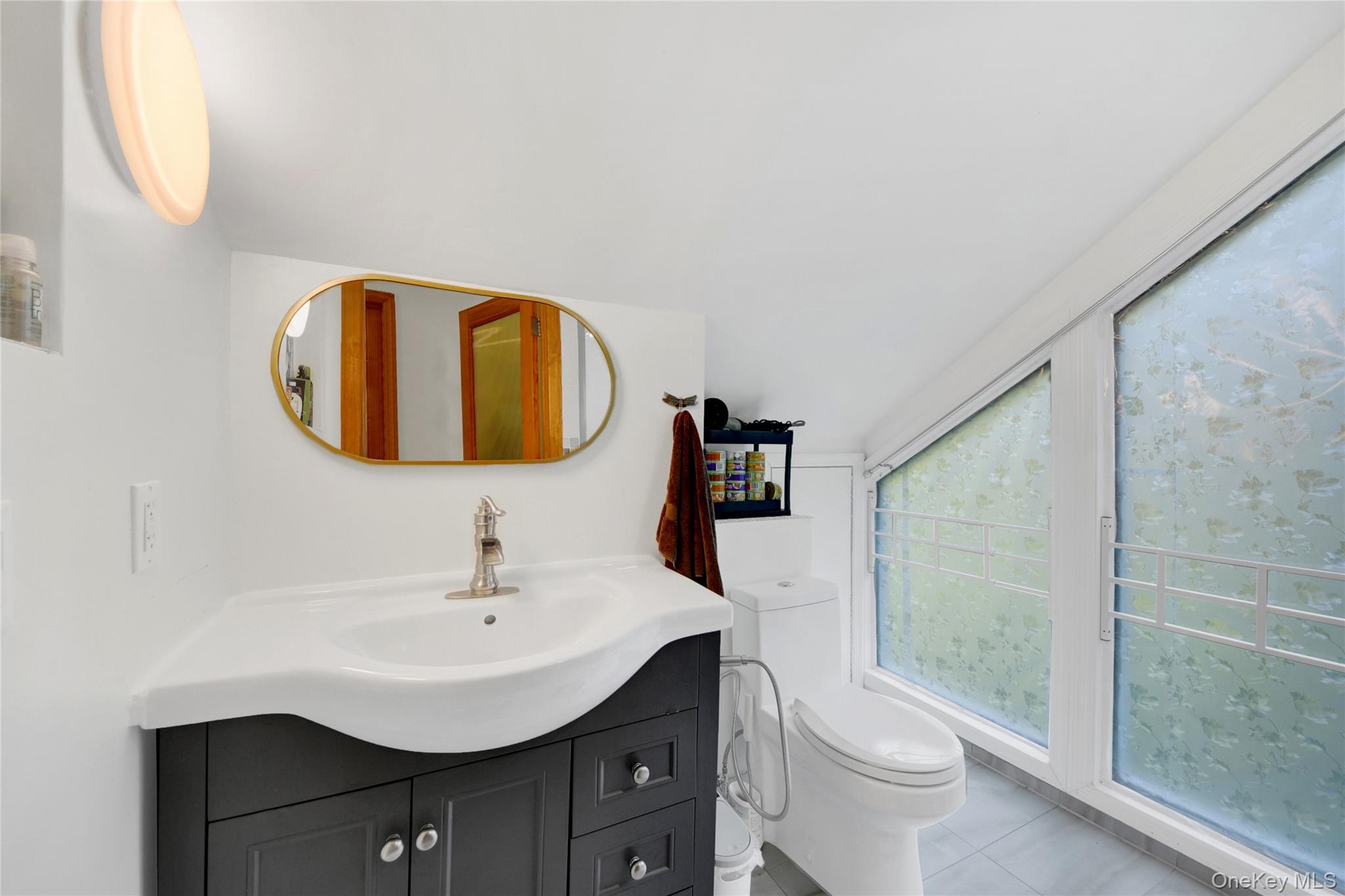 435 Birdsall Drive Property Photo 21