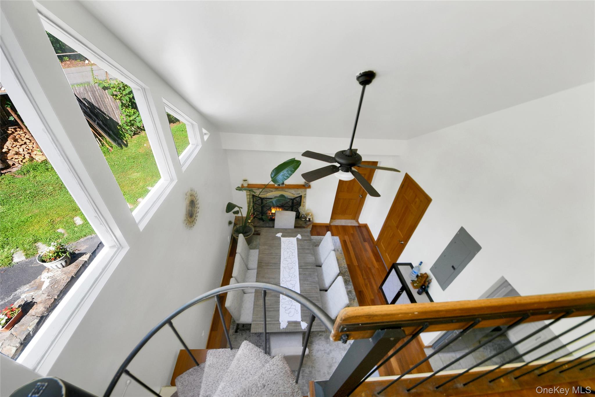 435 Birdsall Drive Property Photo 24
