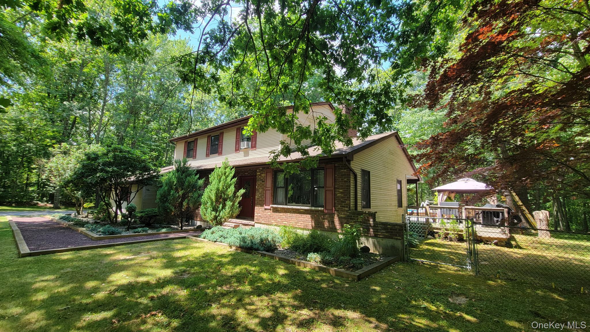 34 Greenshire Way Property Photo 1