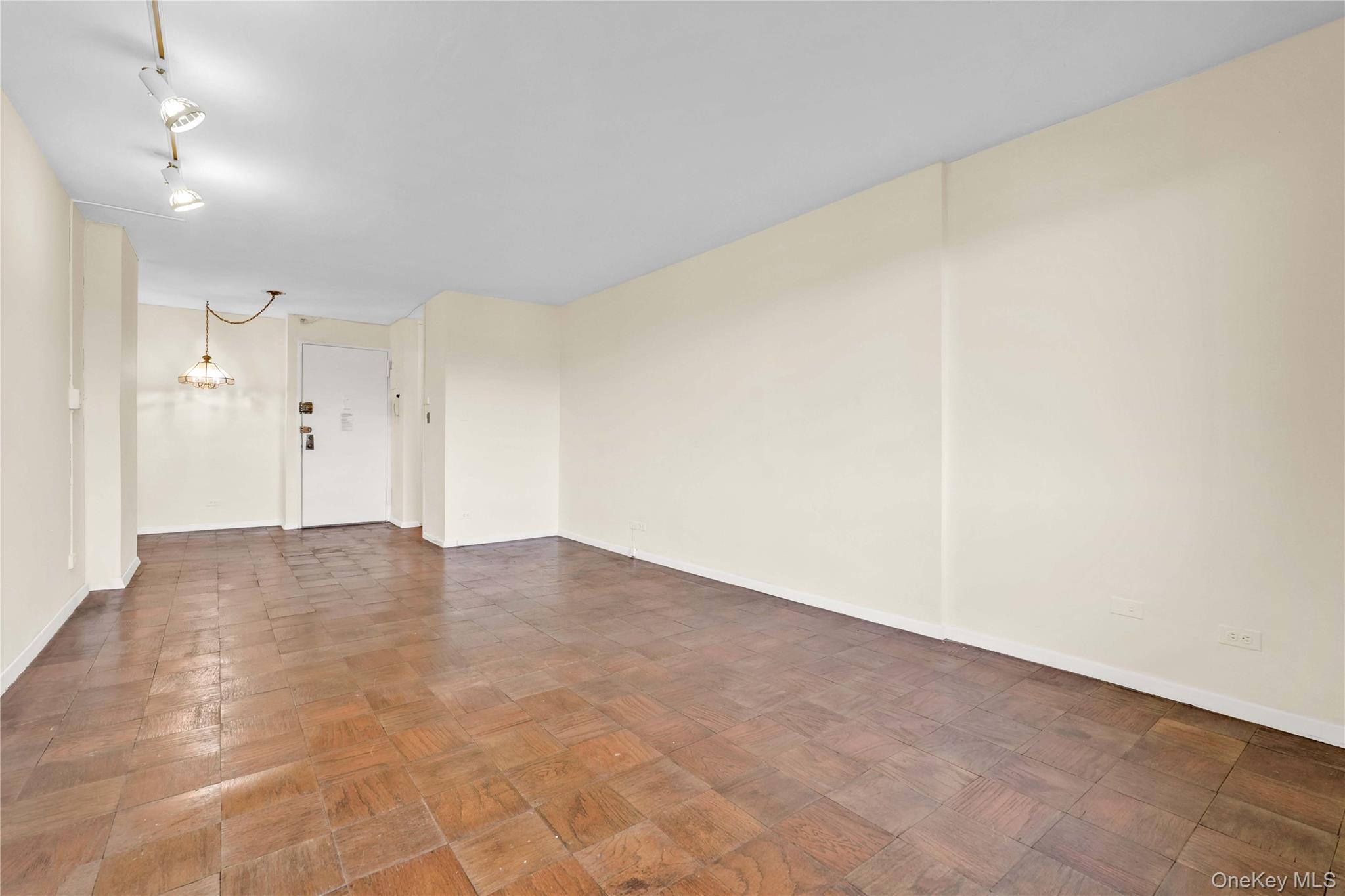 175-20 Wexford Terrace 10a Property Photo 11