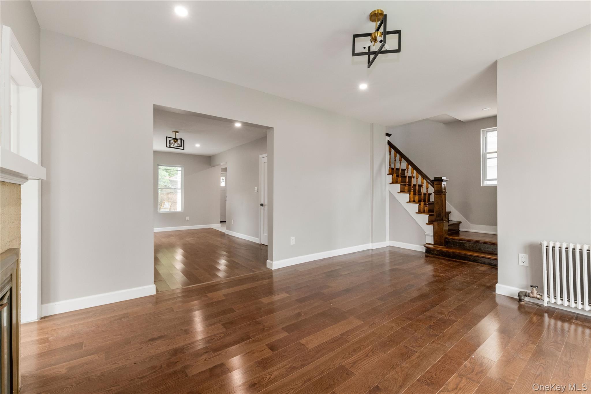 8492 Homelawn Street Property Photo 4