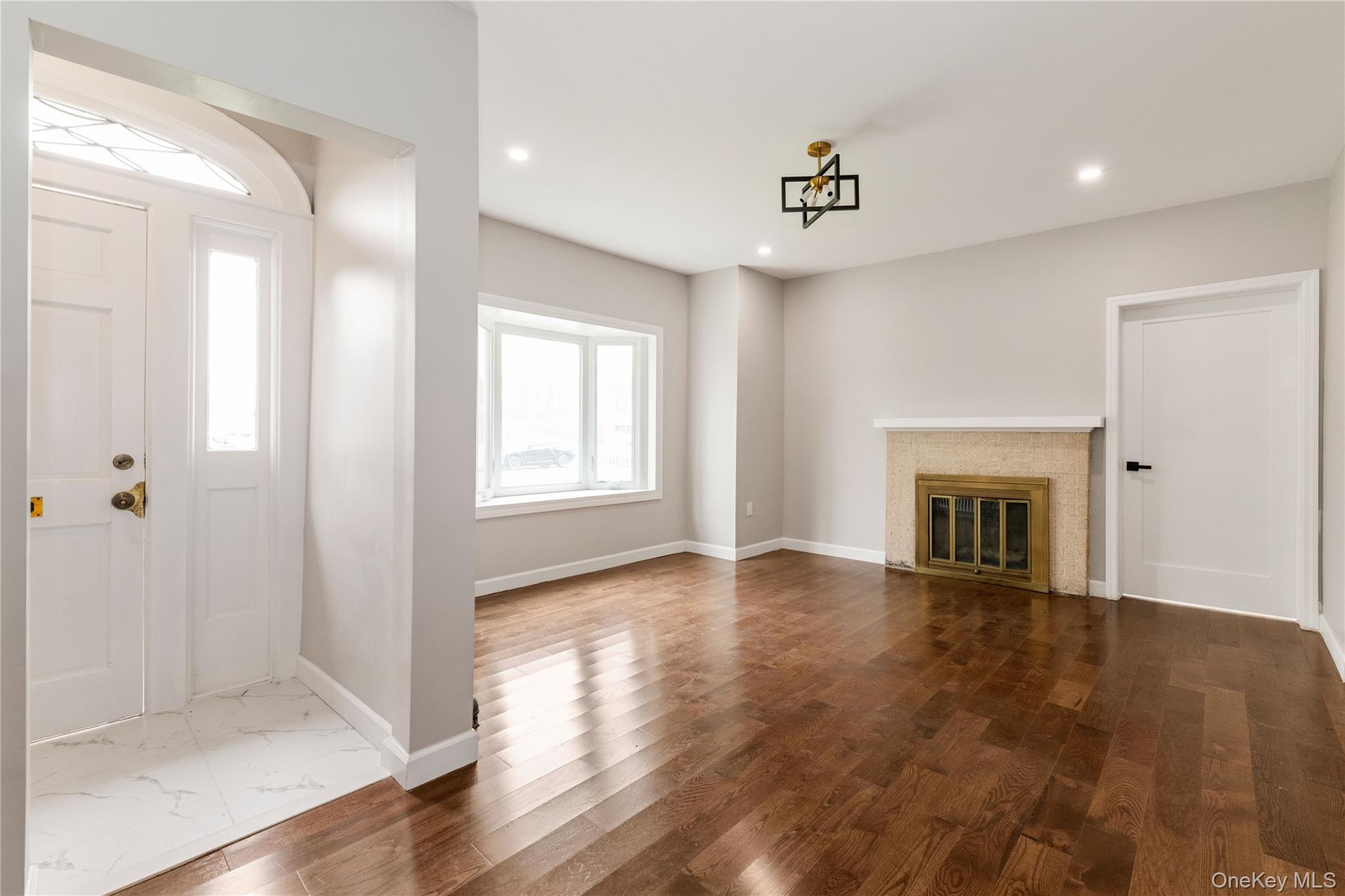 8492 Homelawn Street Property Photo 5