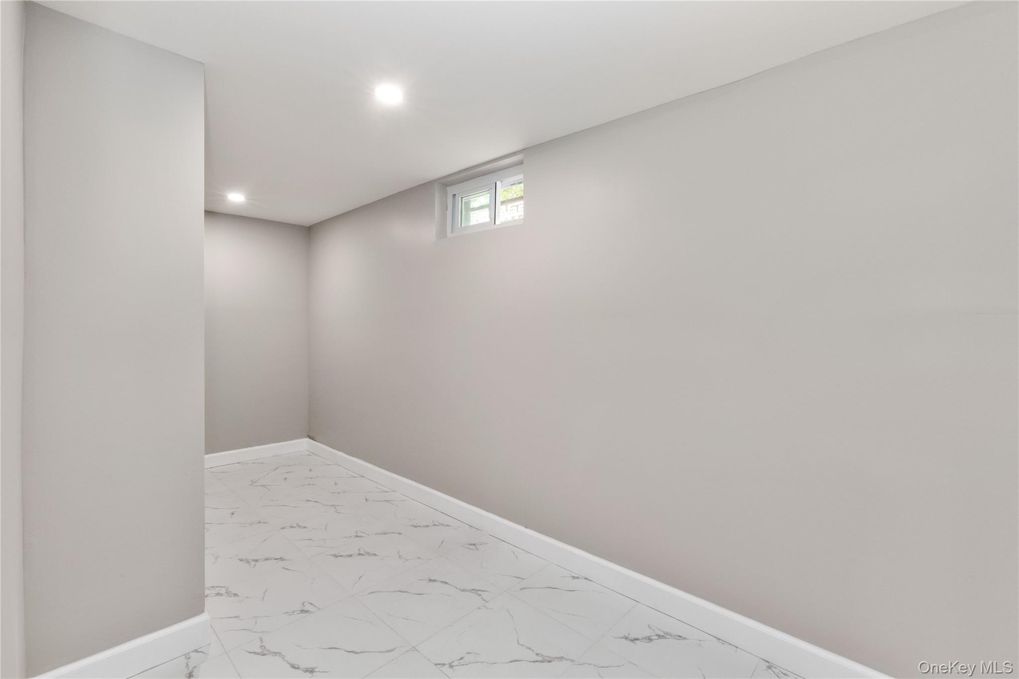 8492 Homelawn Street Property Photo 19